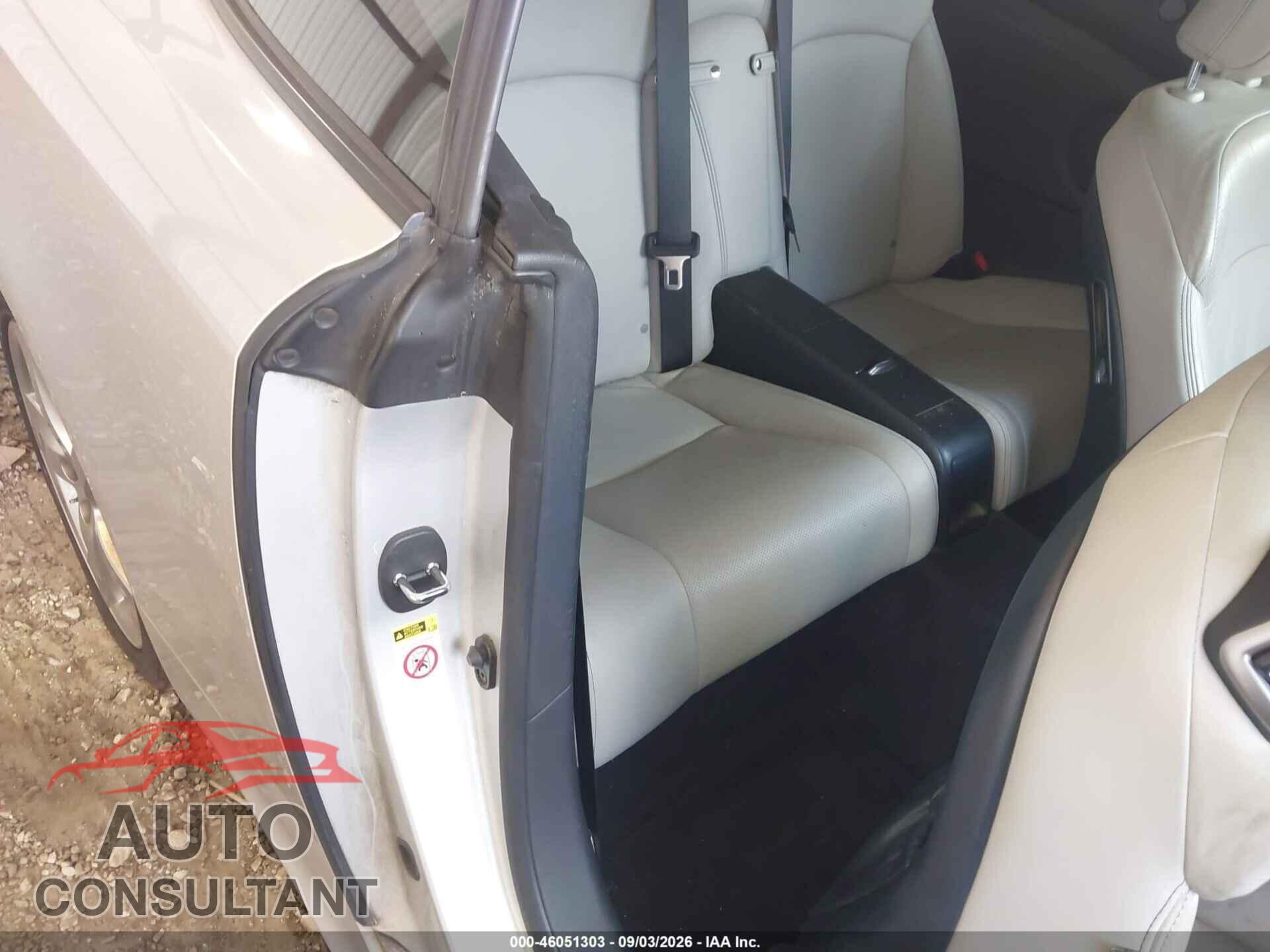 LEXUS IS 350C 2011 - JTHFE2C21B2505653