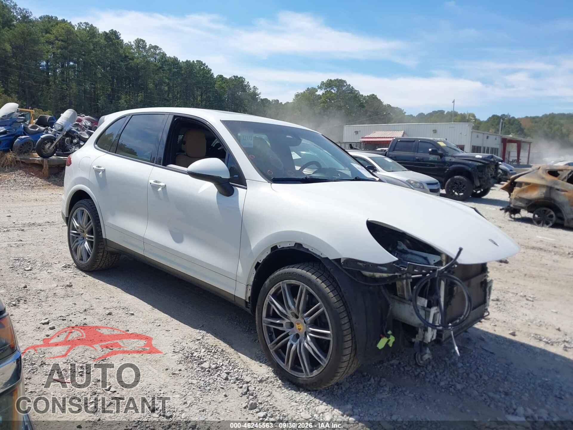 PORSCHE CAYENNE 2017 - WP1AA2A27HKA91831