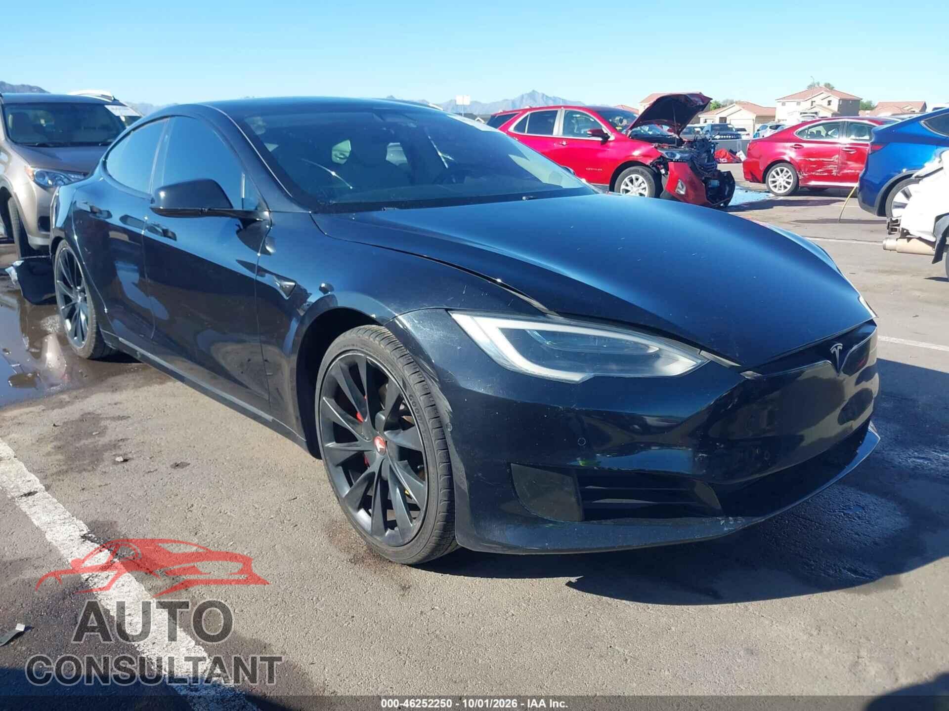TESLA MODEL S 2018 - 5YJSA1E4XJF241462