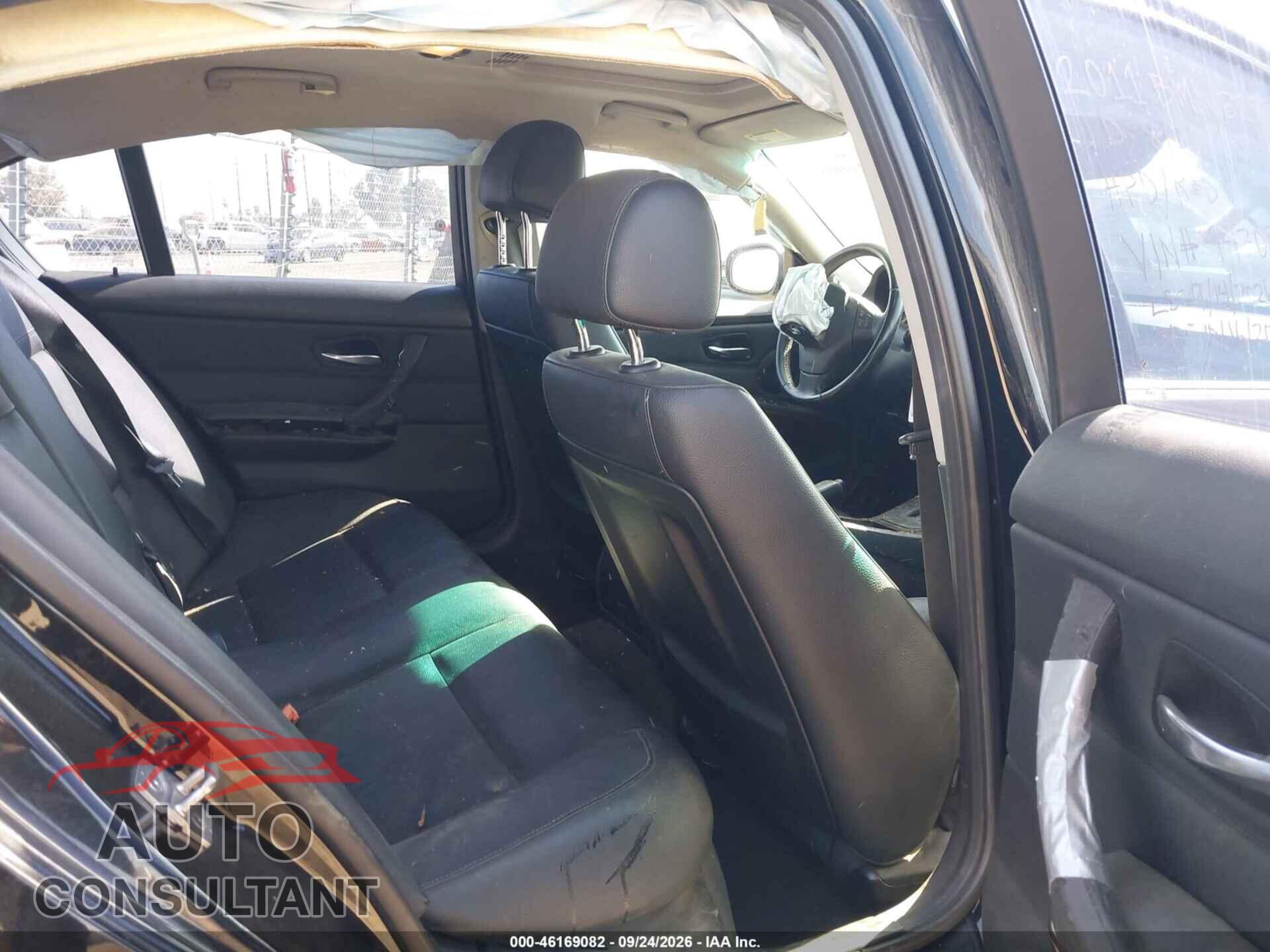 BMW 328I 2011 - WBAPH5C51BA443053