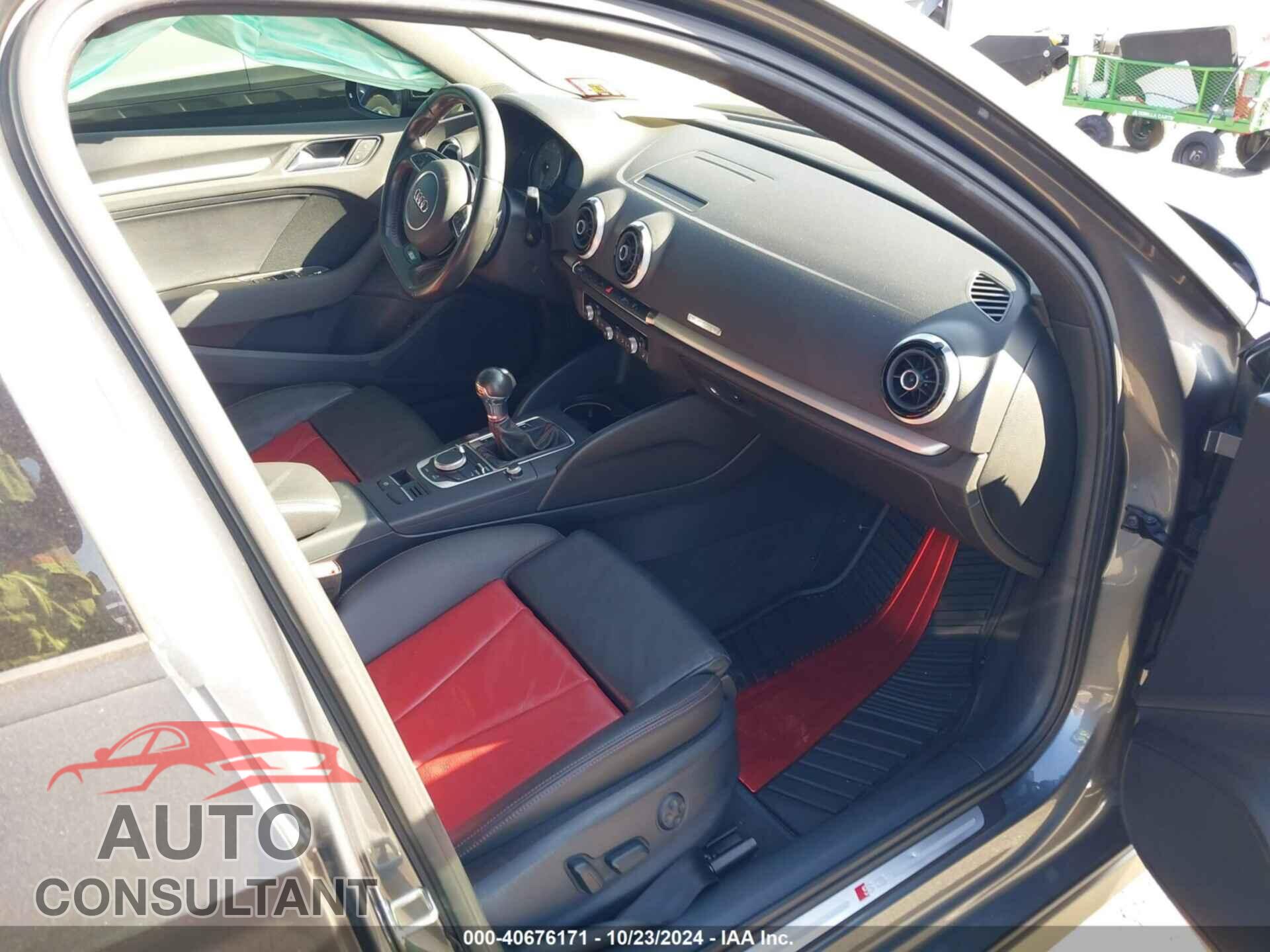 AUDI S3 2015 - WAUBFGFF8F1127543