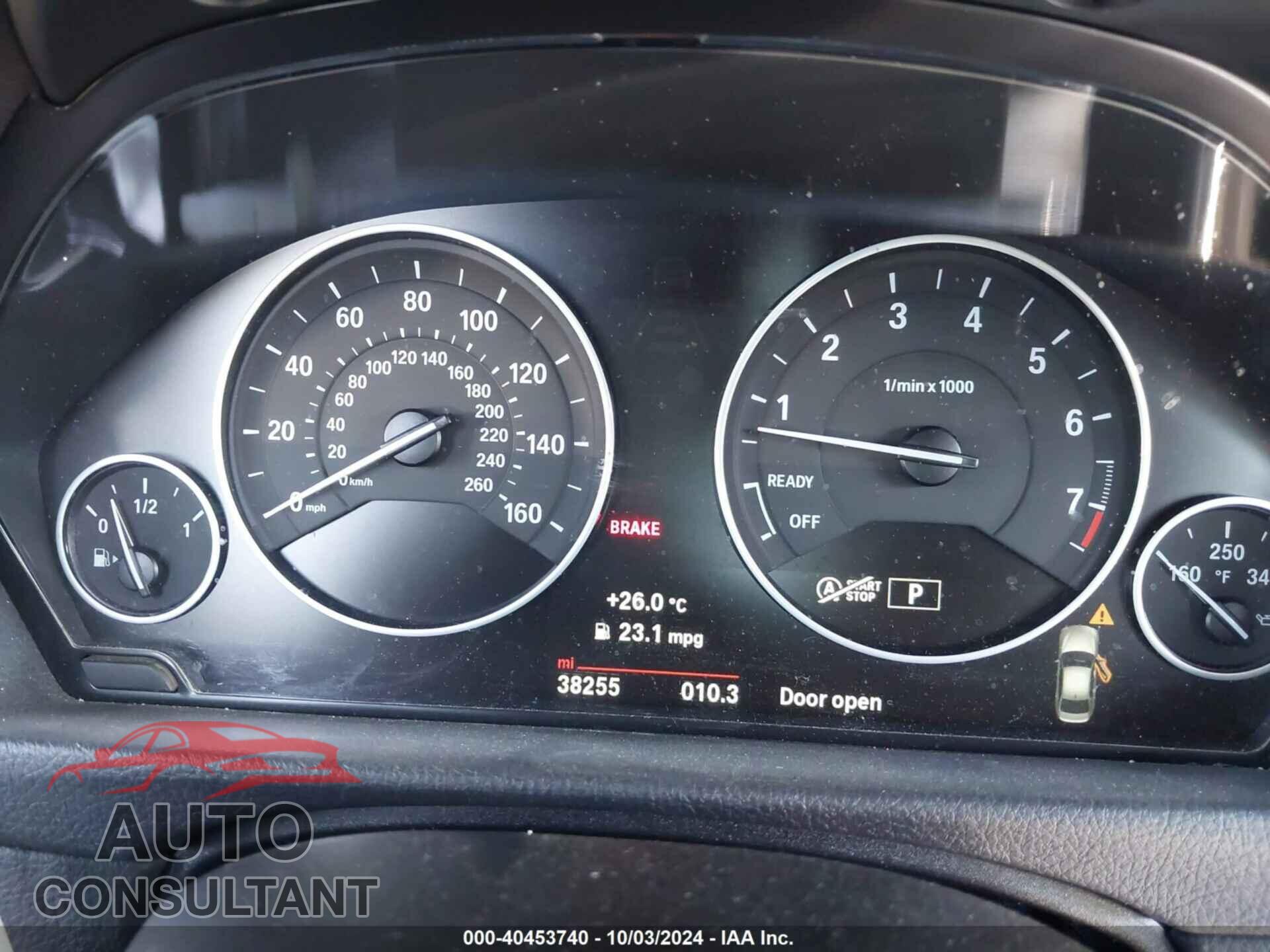 BMW 320I 2016 - WBA8E1G52GNU12085