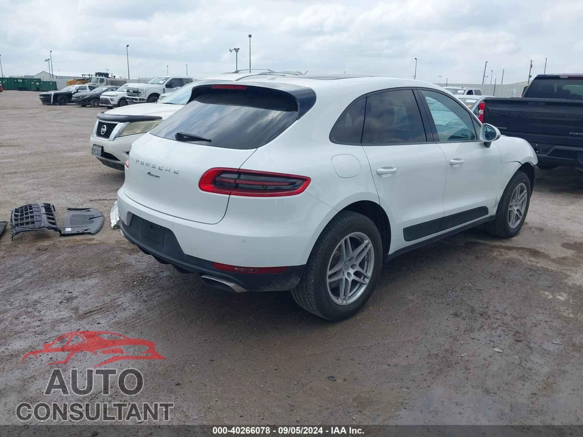 PORSCHE MACAN 2017 - WP1AA2A59HLB07015