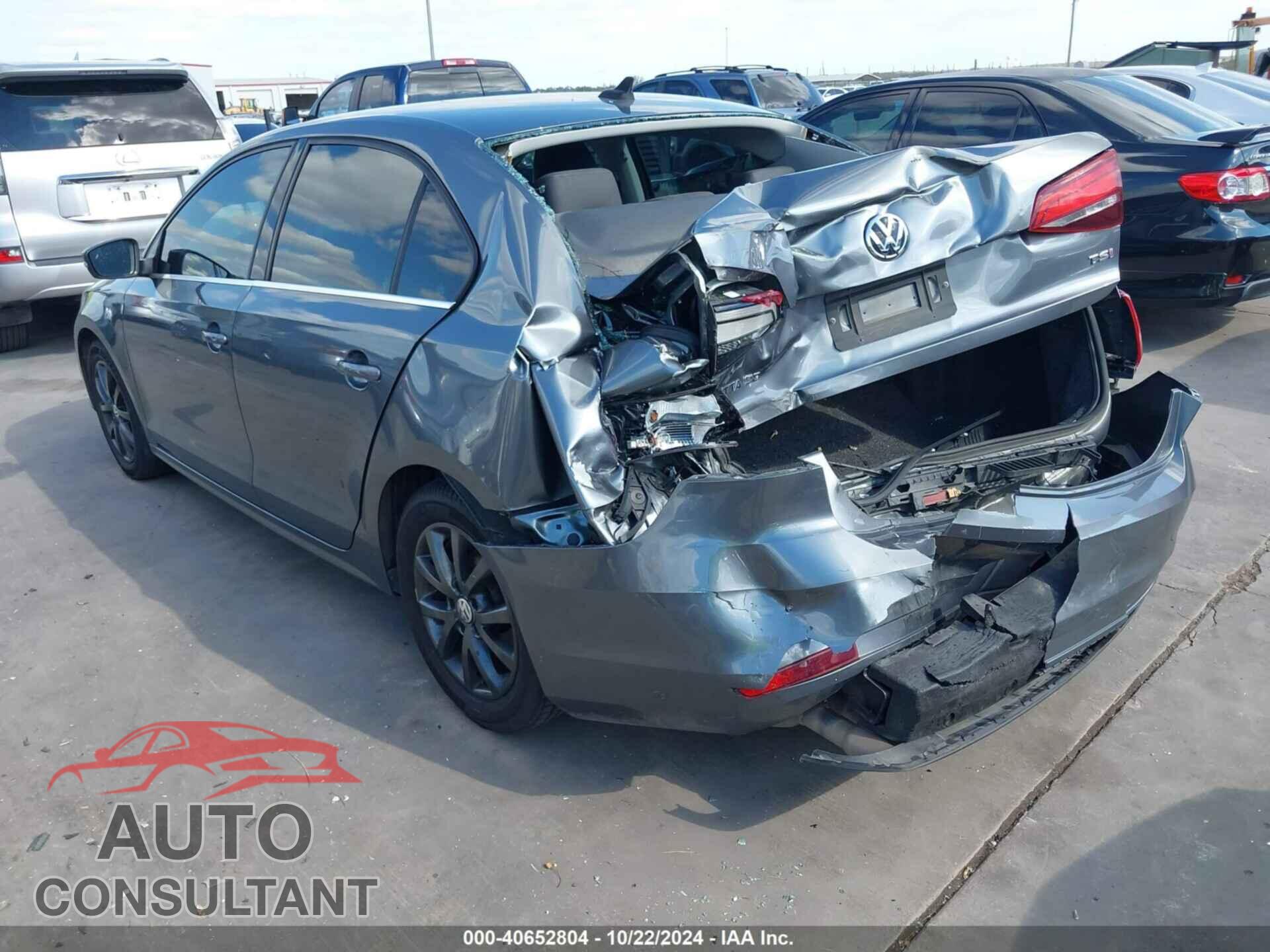VOLKSWAGEN JETTA 2017 - 3VWDB7AJ9HM373393