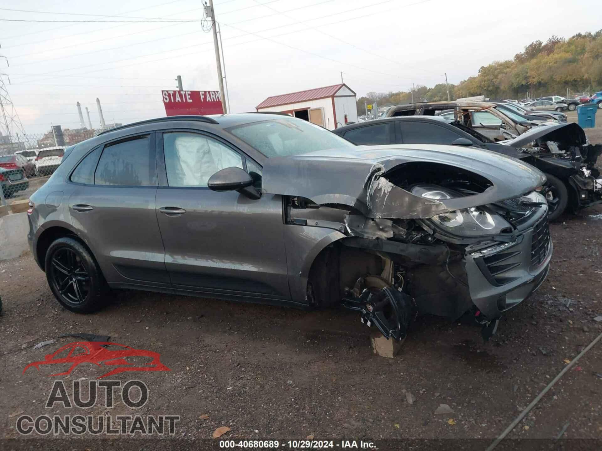 PORSCHE MACAN 2017 - WP1AA2A53HLB08984