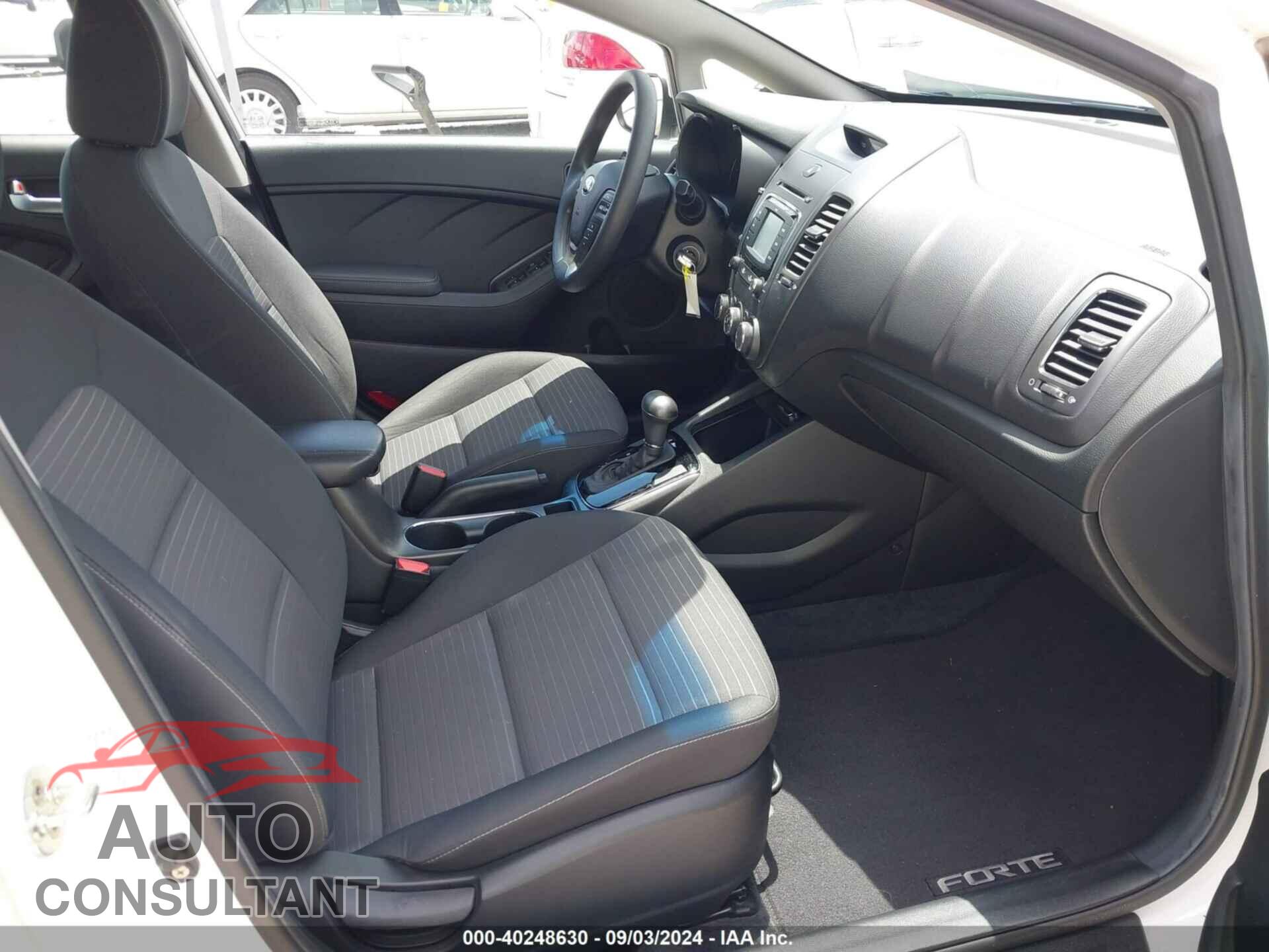 KIA FORTE 2017 - 3KPFL4A78HE017426