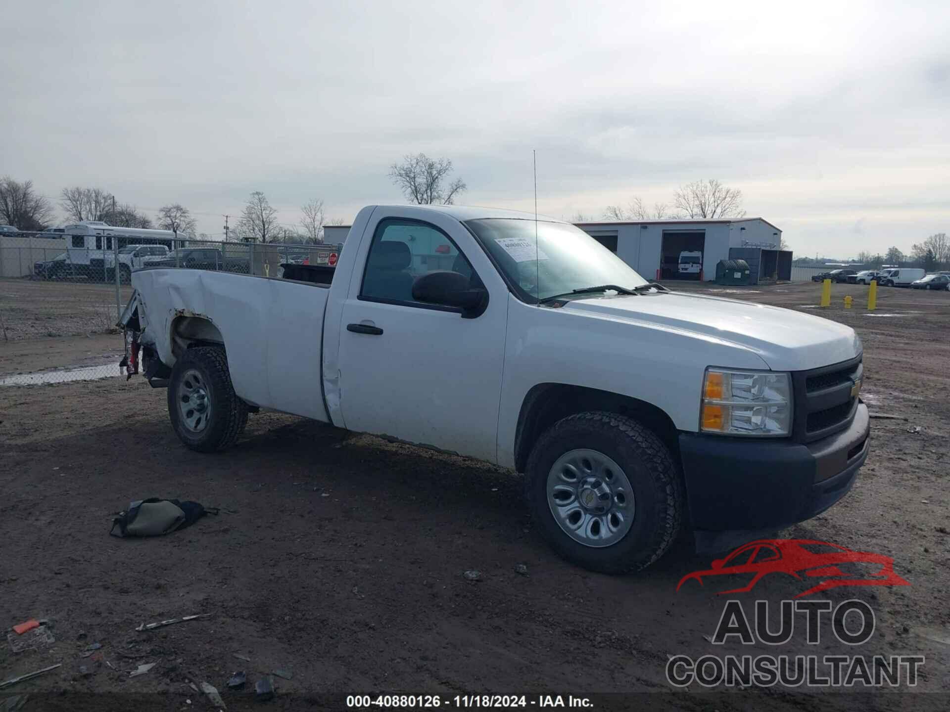 CHEVROLET SILVERADO 1500 2013 - 1GCNCPE08DZ360195