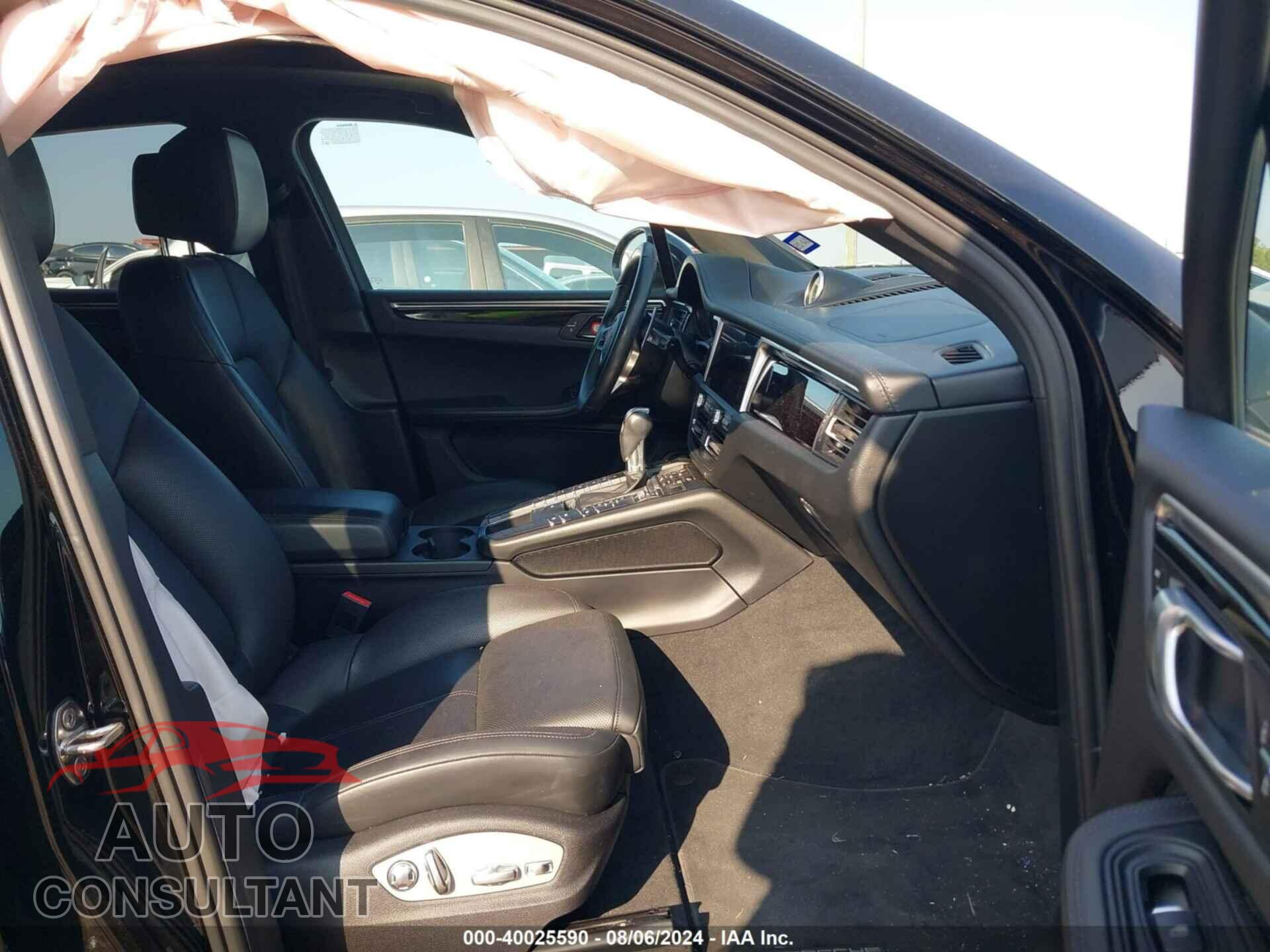 PORSCHE MACAN 2021 - WP1AA2A53MLB01432