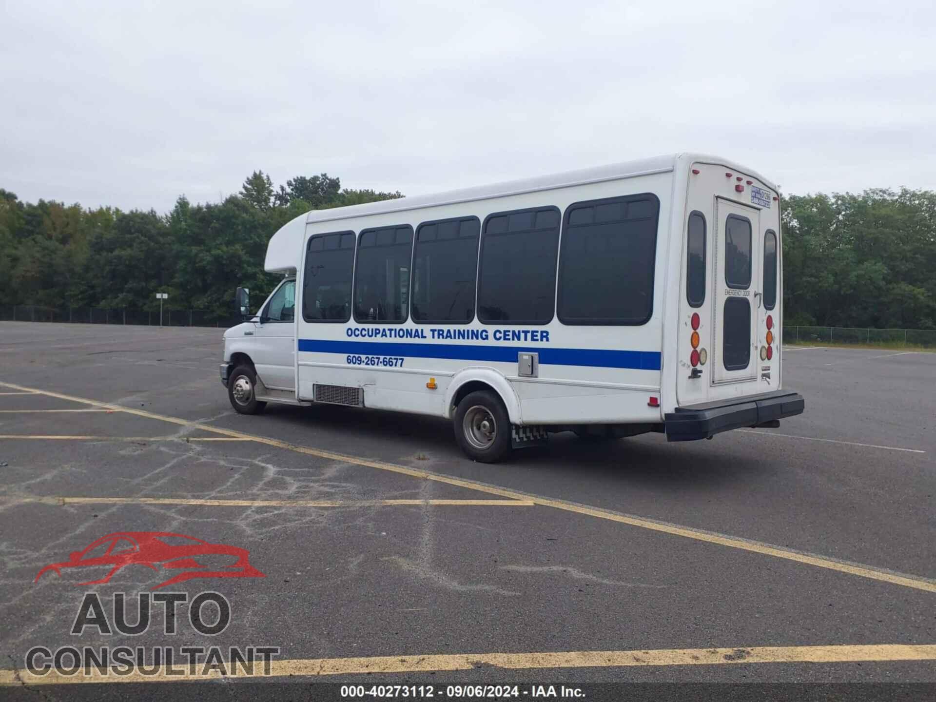 FORD E-450 CUTAWAY 2015 - 1FDFE4FS6FDA12159