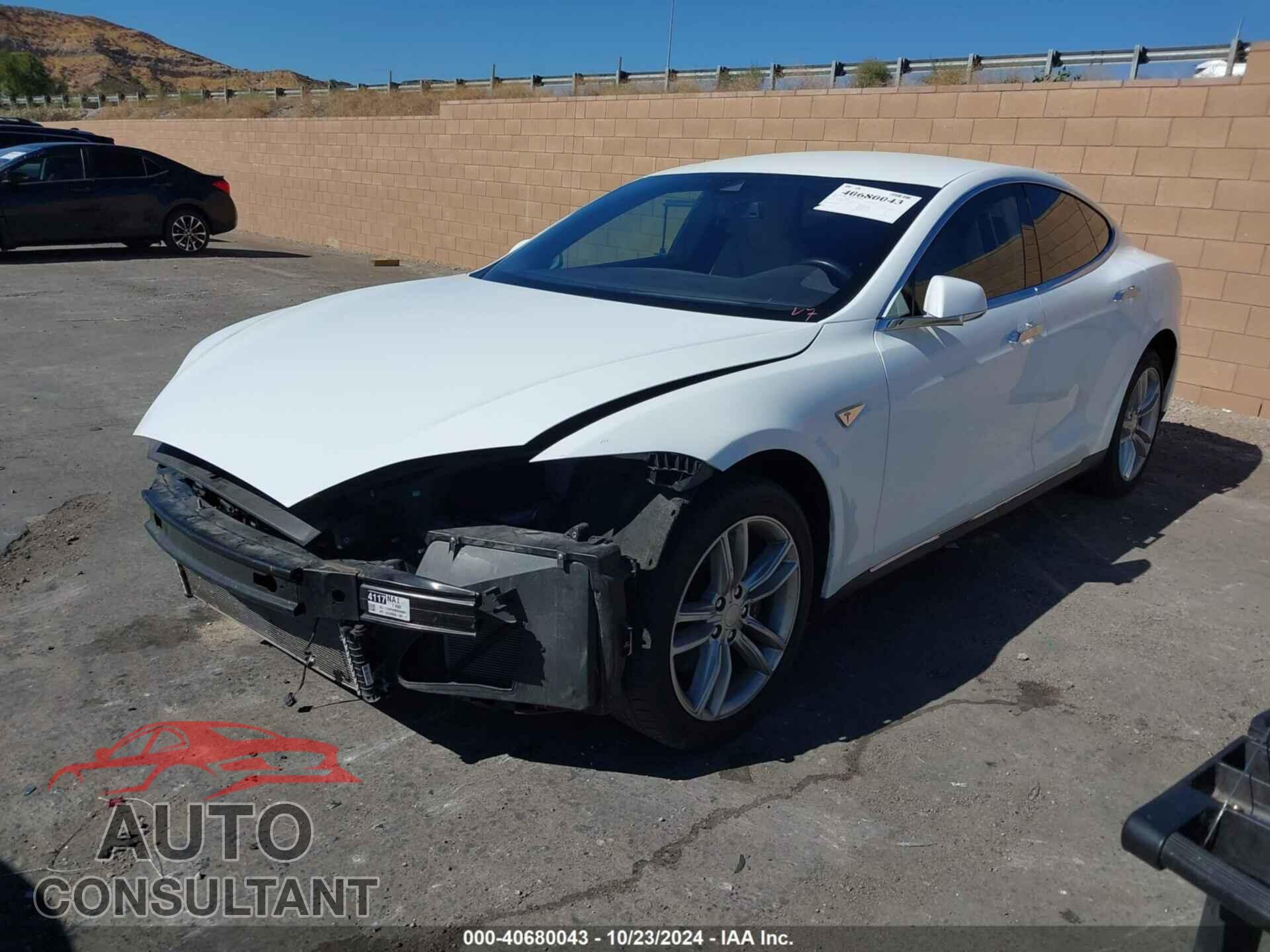 TESLA MODEL S 2015 - 5YJSA1E2XFF107833