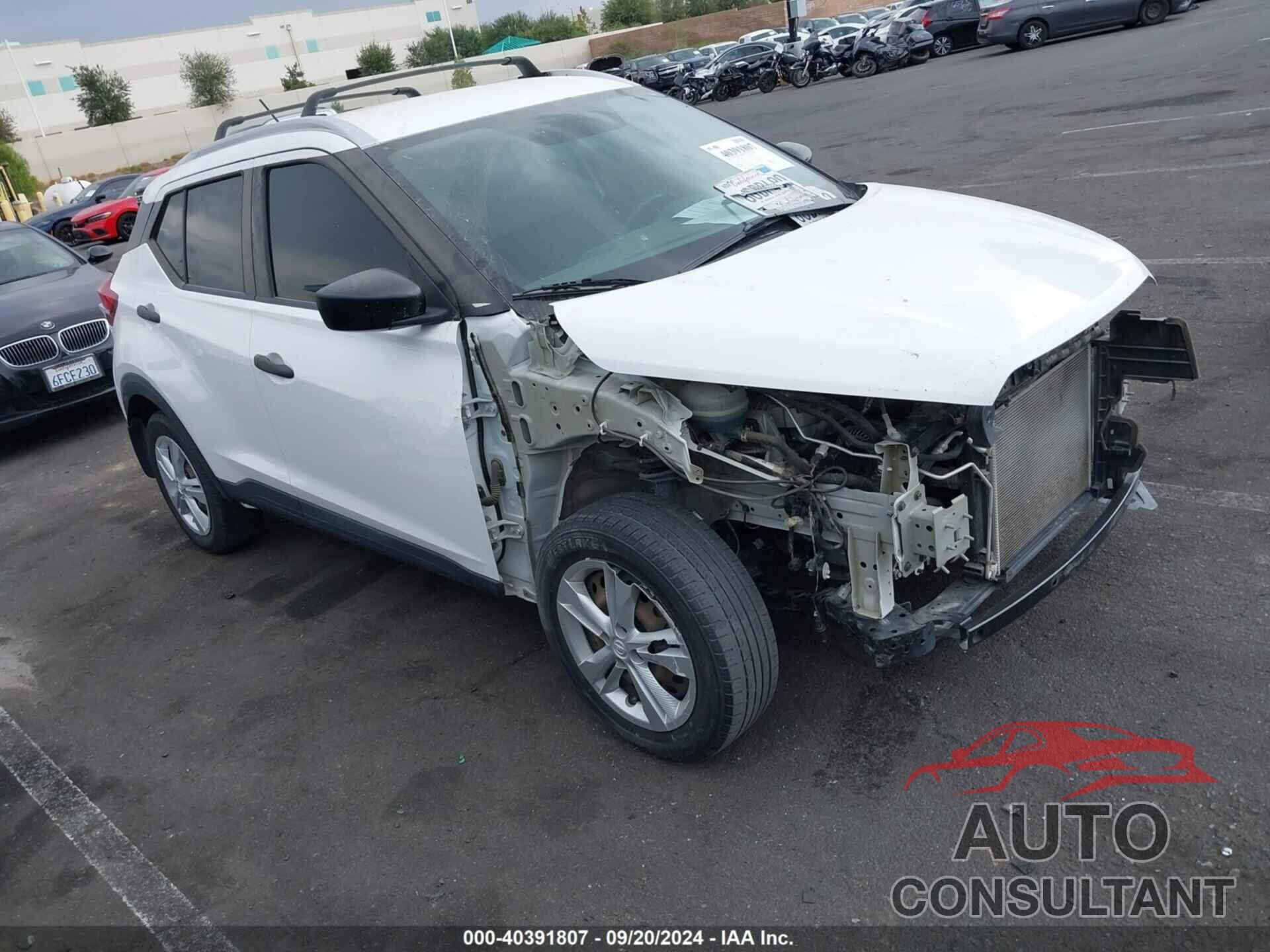 NISSAN KICKS 2018 - 3N1CP5CU6JL536415