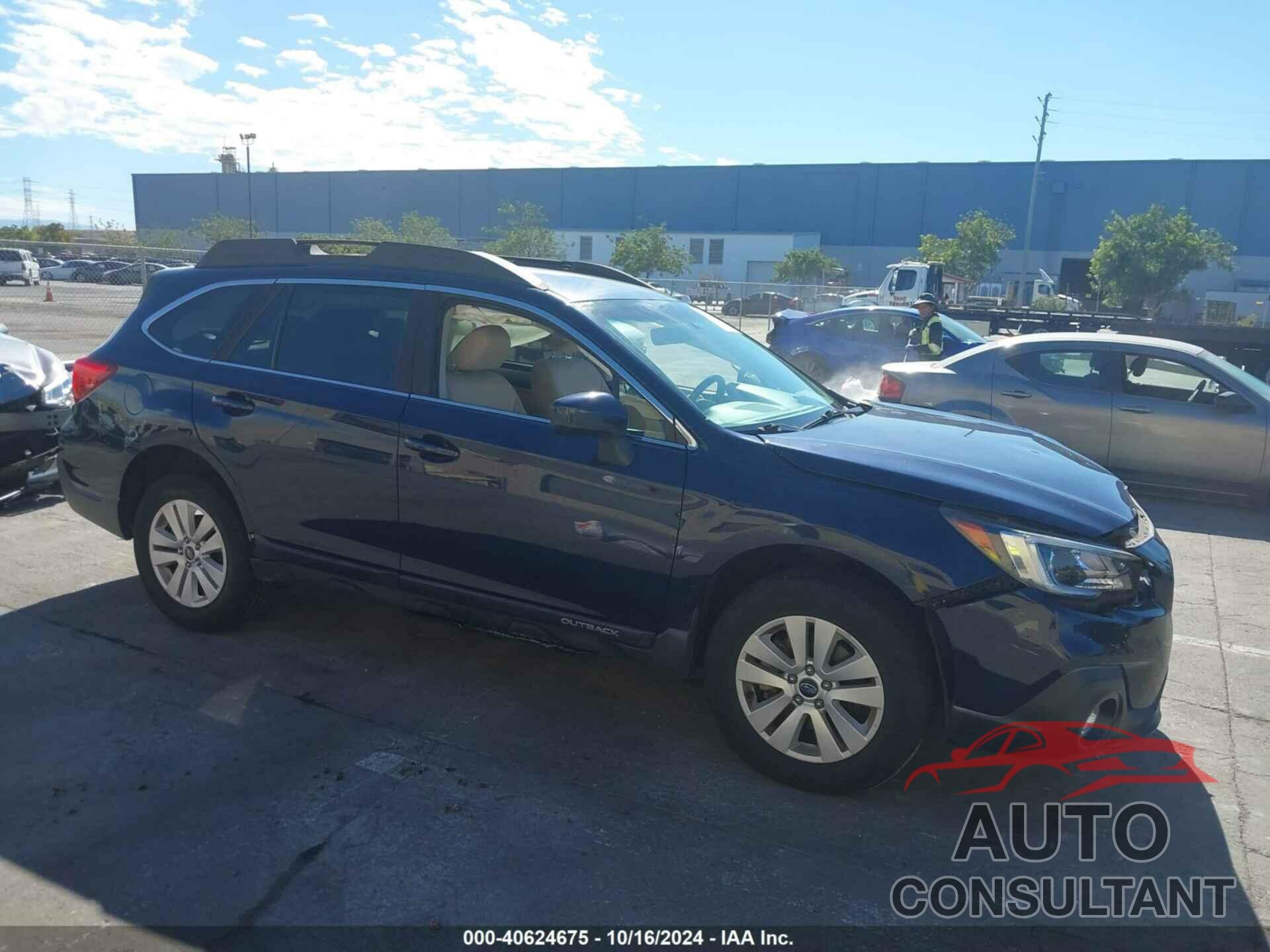 SUBARU OUTBACK 2018 - 4S4BSACC1J3374613