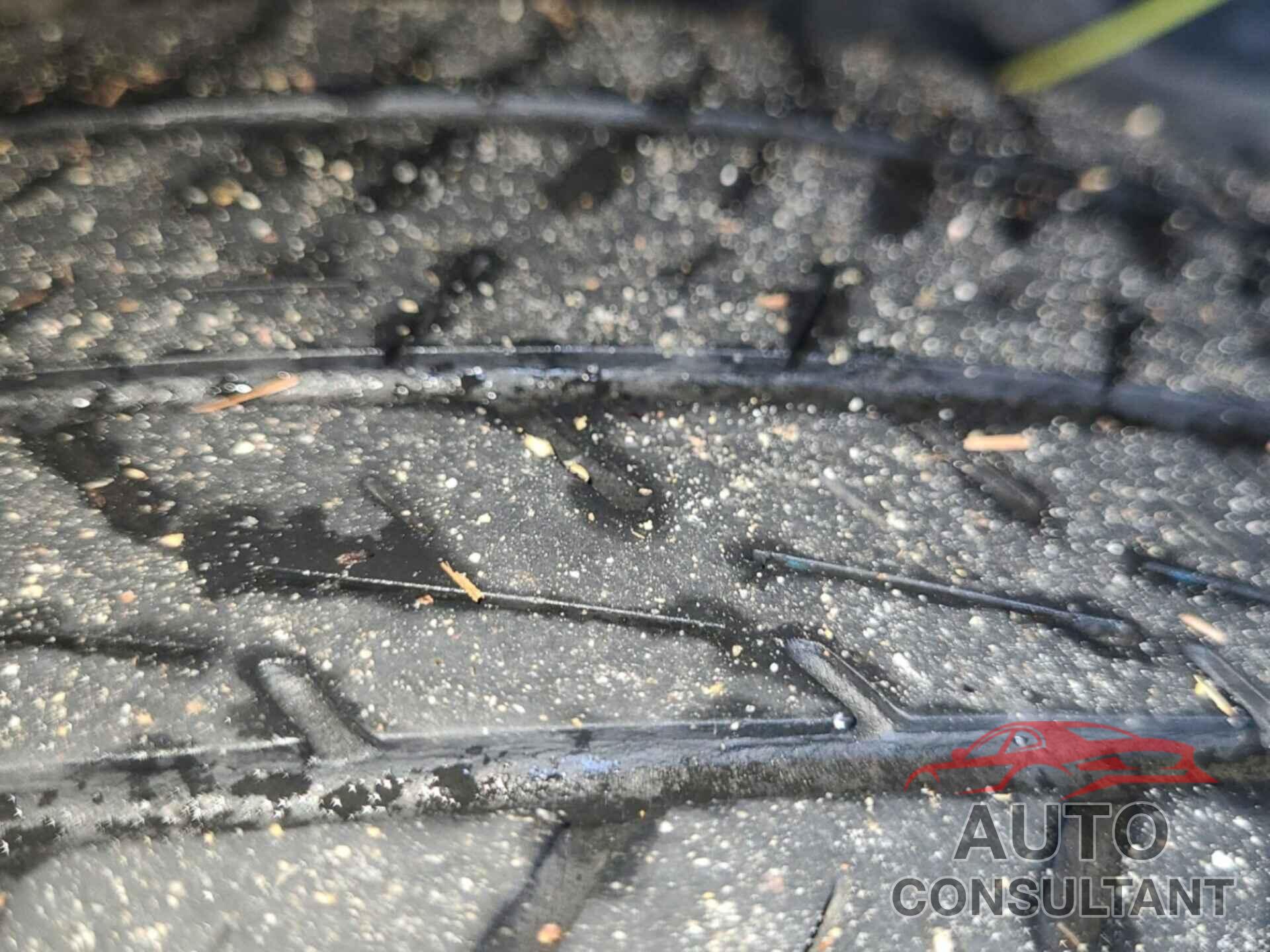 TOYOTA COROLLA 2018 - 2T1BURHEXJC101460