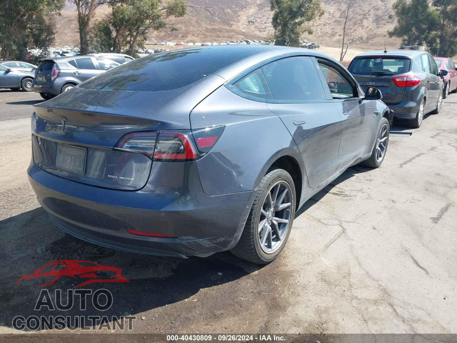 TESLA MODEL 3 2019 - 5YJ3E1EB1KF432647