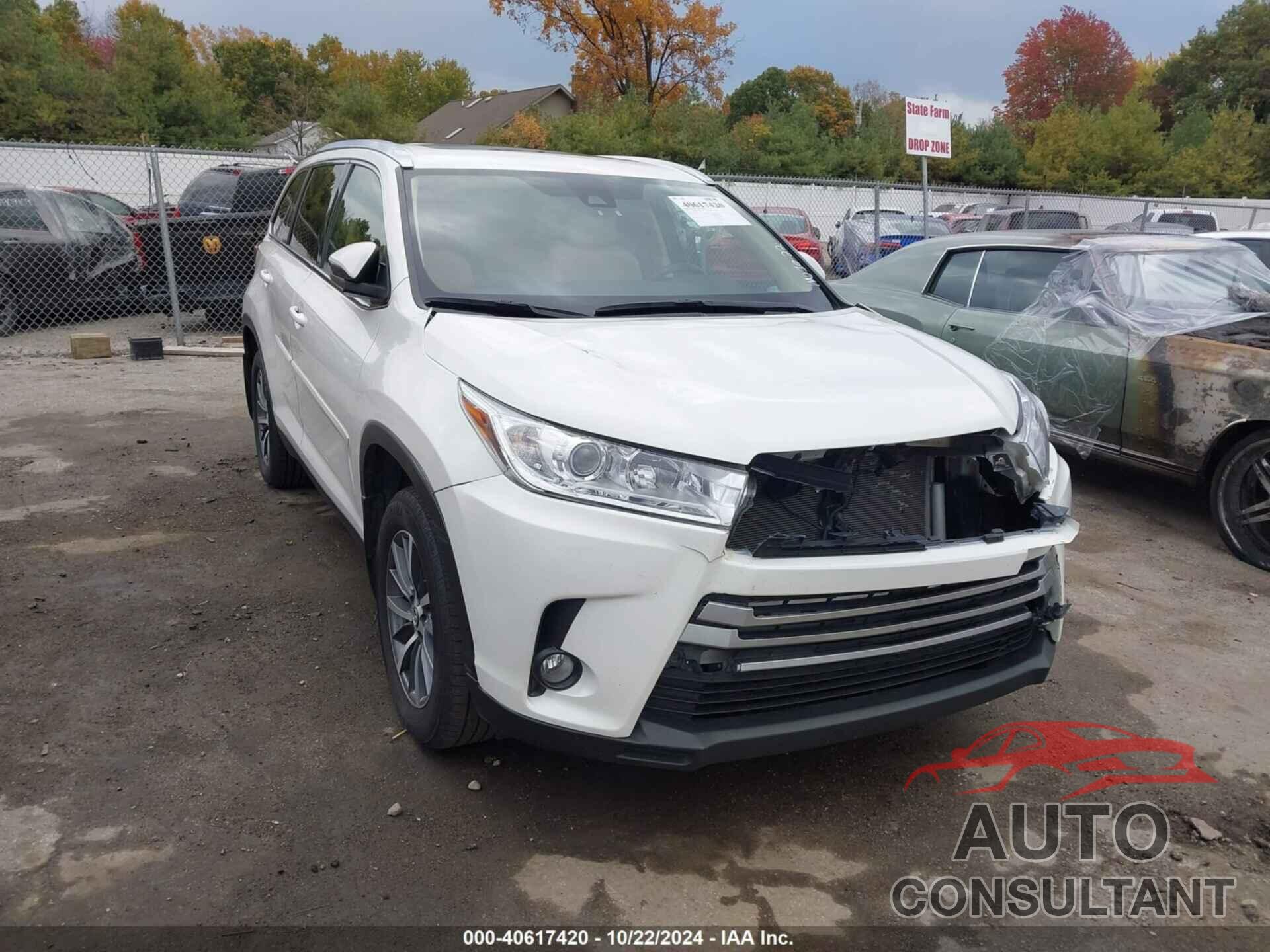 TOYOTA HIGHLANDER 2019 - 5TDJZRFH6KS562772