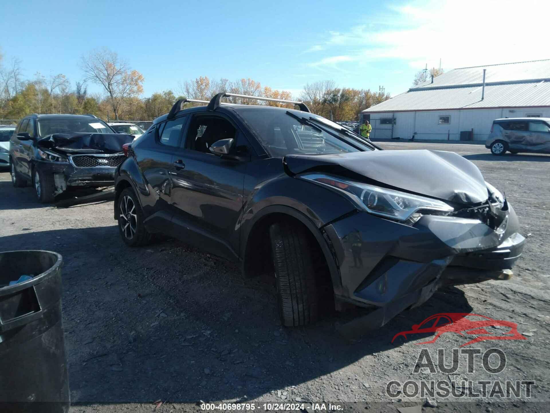 TOYOTA C-HR 2018 - NMTKHMBXXJR007571