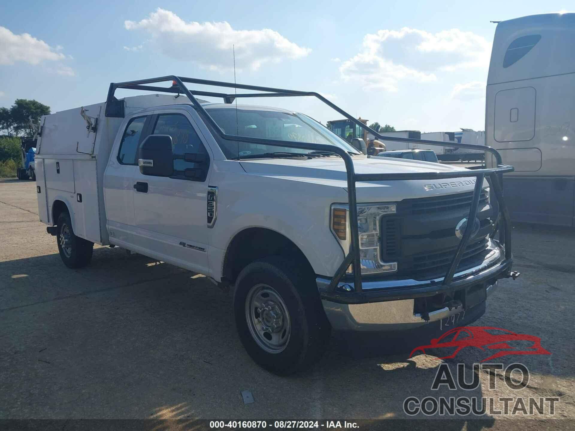 FORD F-350 2018 - 1FT8X3BT8JEB58971