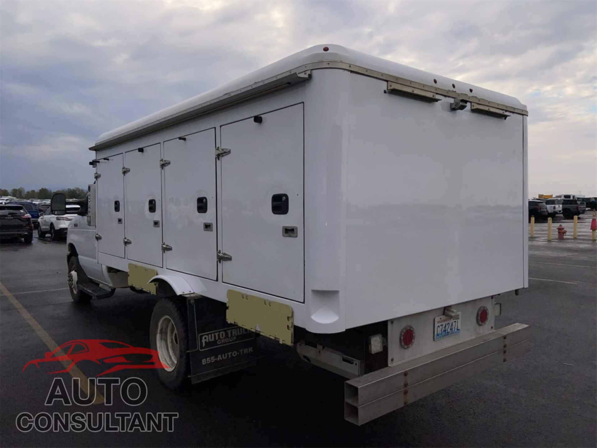 FORD ECONOLINE 2017 - 1FDXE4FSXHDC68621