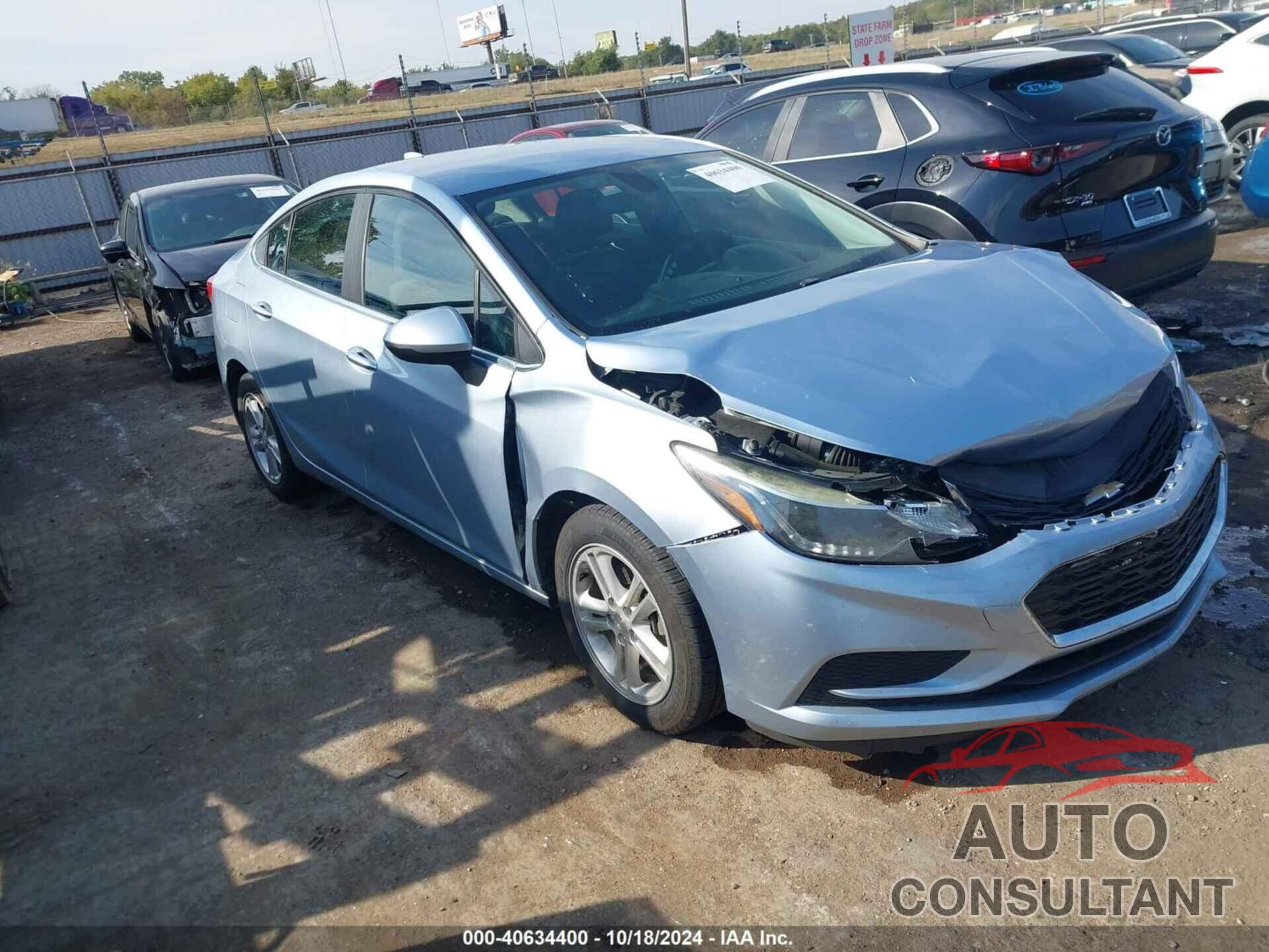 CHEVROLET CRUZE 2018 - 1G1BE5SM7J7130902