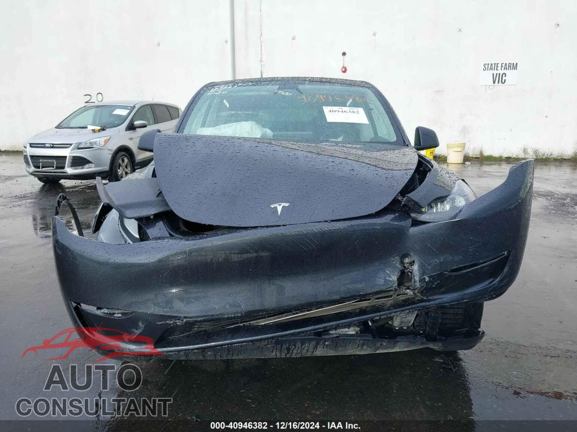 TESLA MODEL Y 2024 - 7SAYGDEE2RF073043
