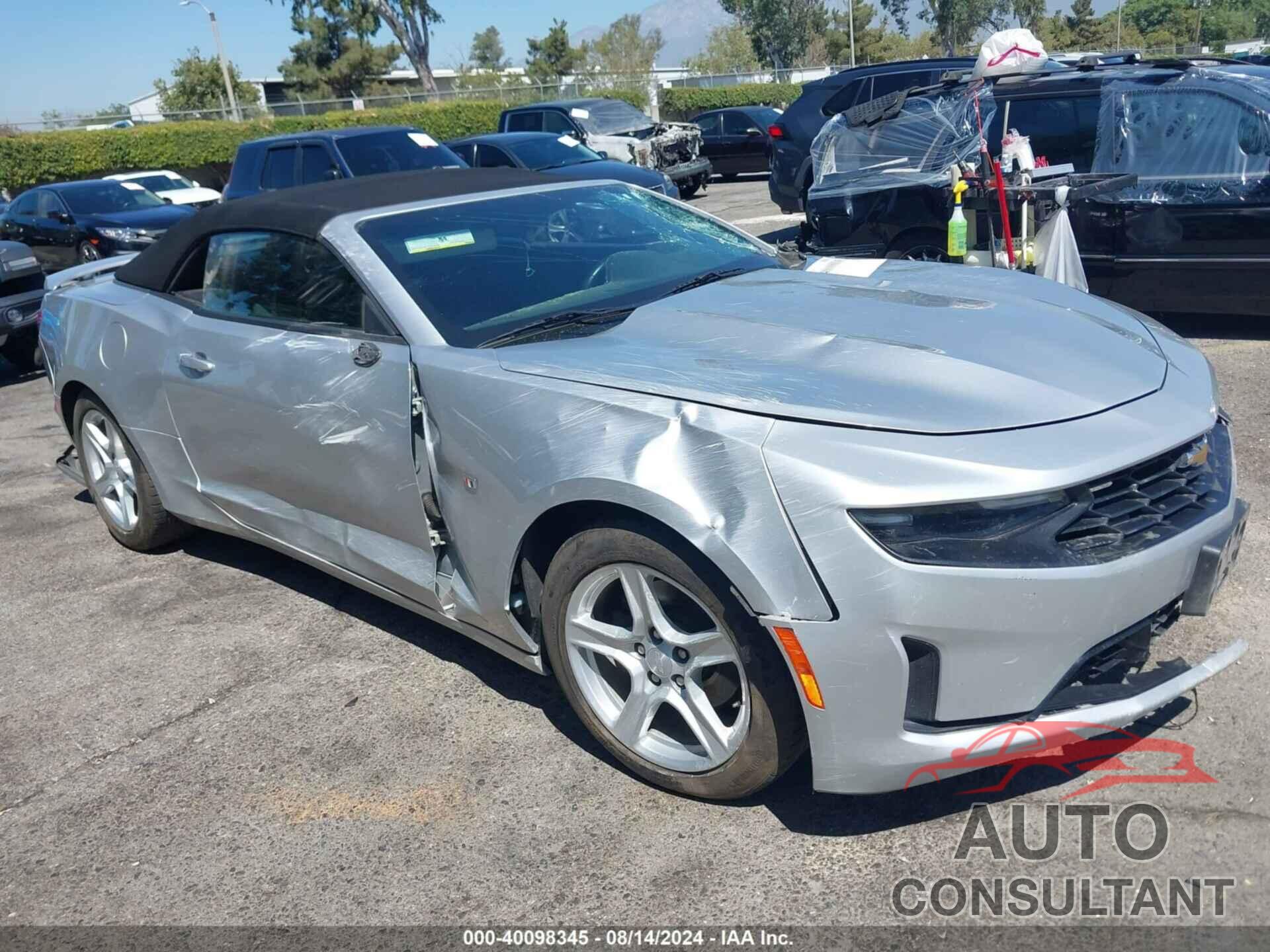 CHEVROLET CAMARO 2019 - 1G1FB3DS1K0109130