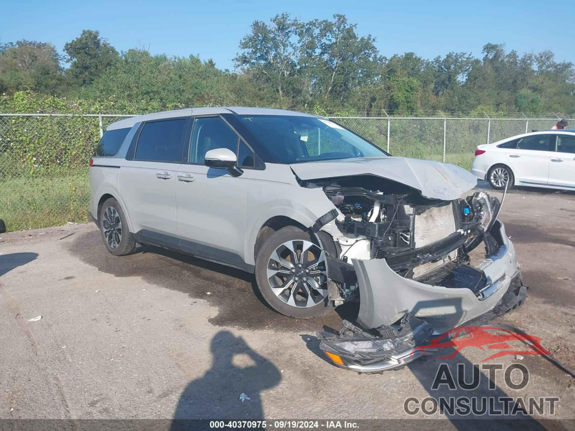 KIA CARNIVAL MPV 2024 - KNDNC5H38R6343741