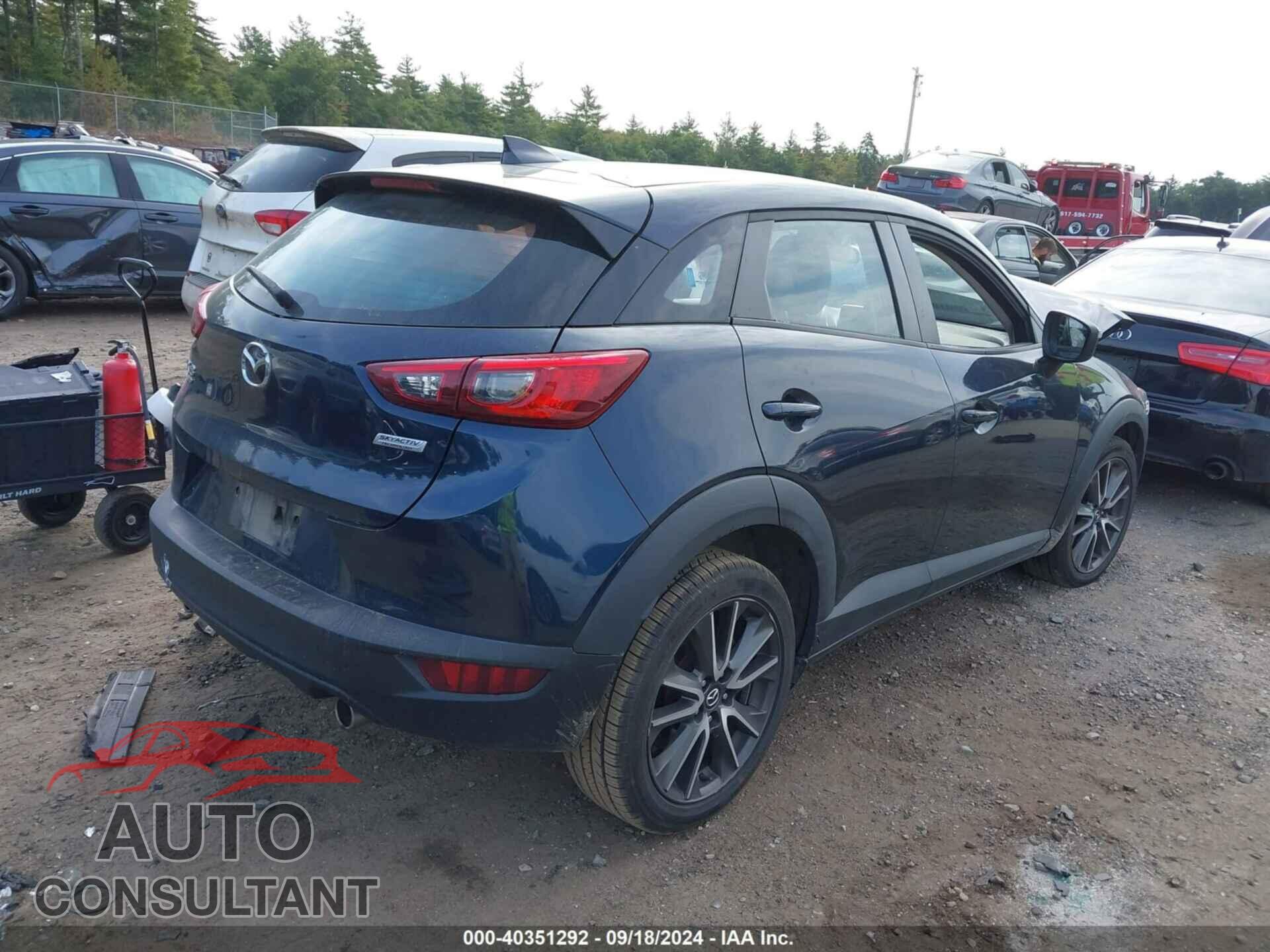 MAZDA CX-3 2017 - JM1DKFC72H0161159