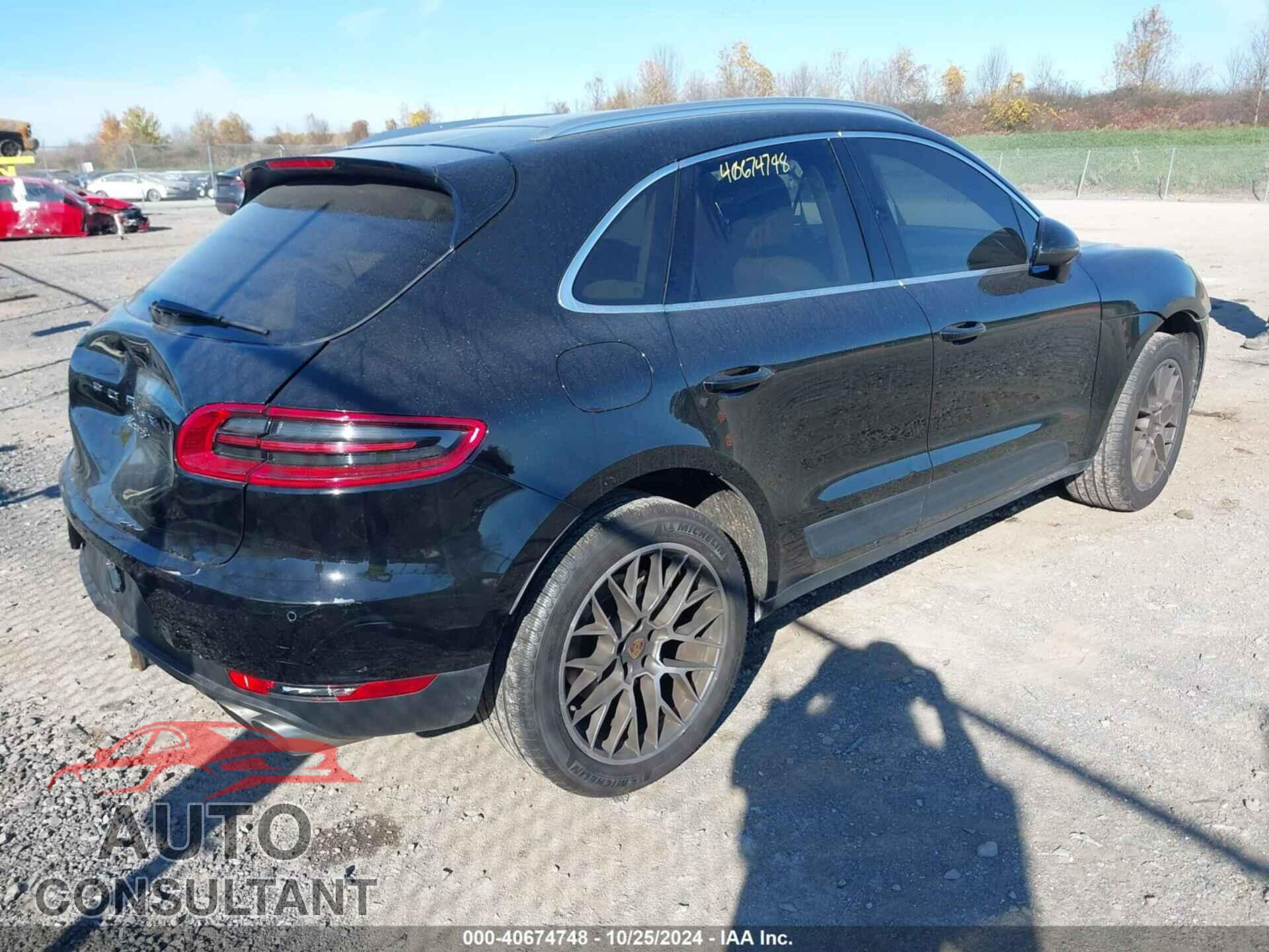 PORSCHE MACAN 2015 - WP1AB2A56FLB67716