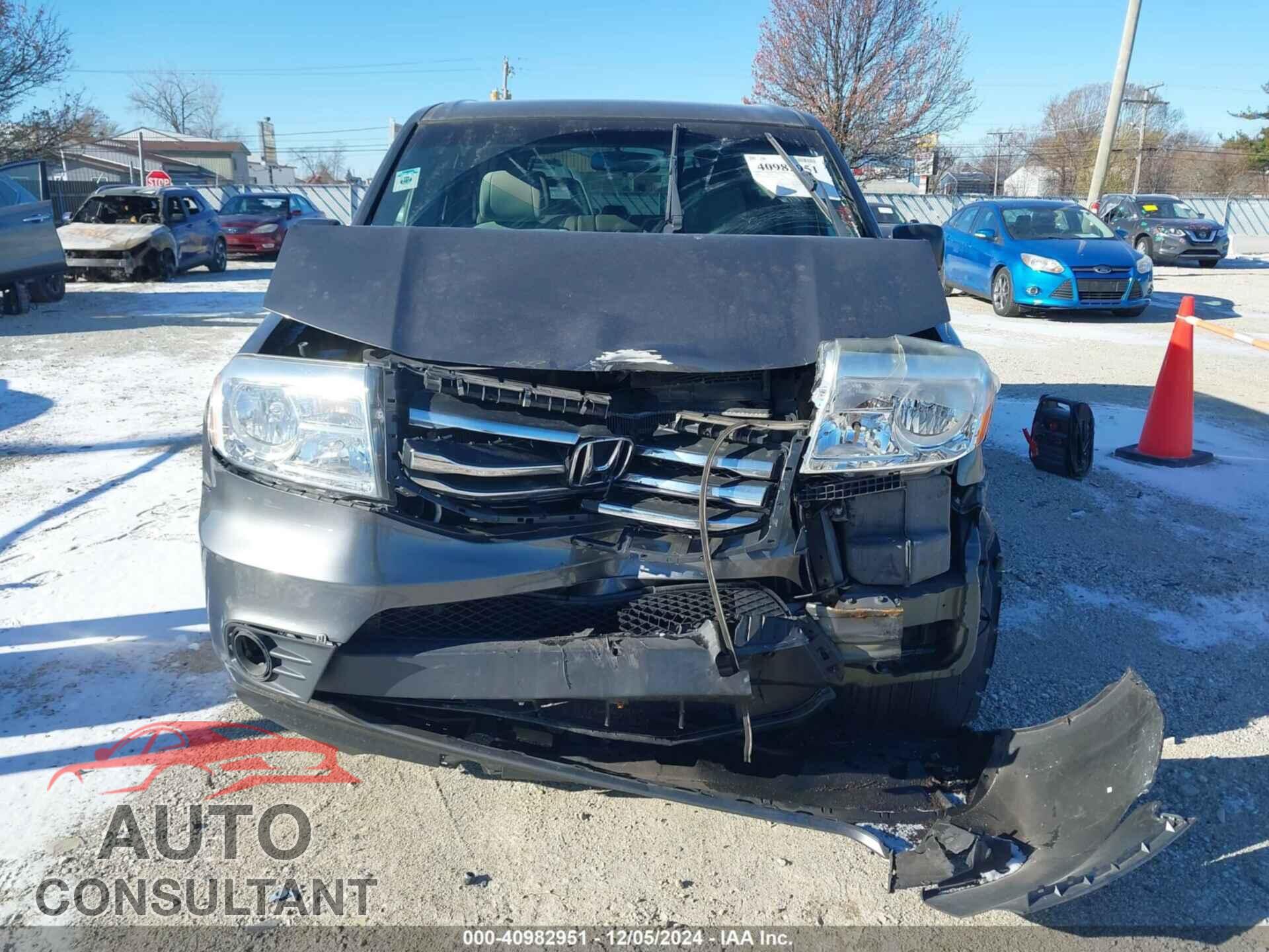 HONDA PILOT 2012 - 5FNYF4H21CB060647