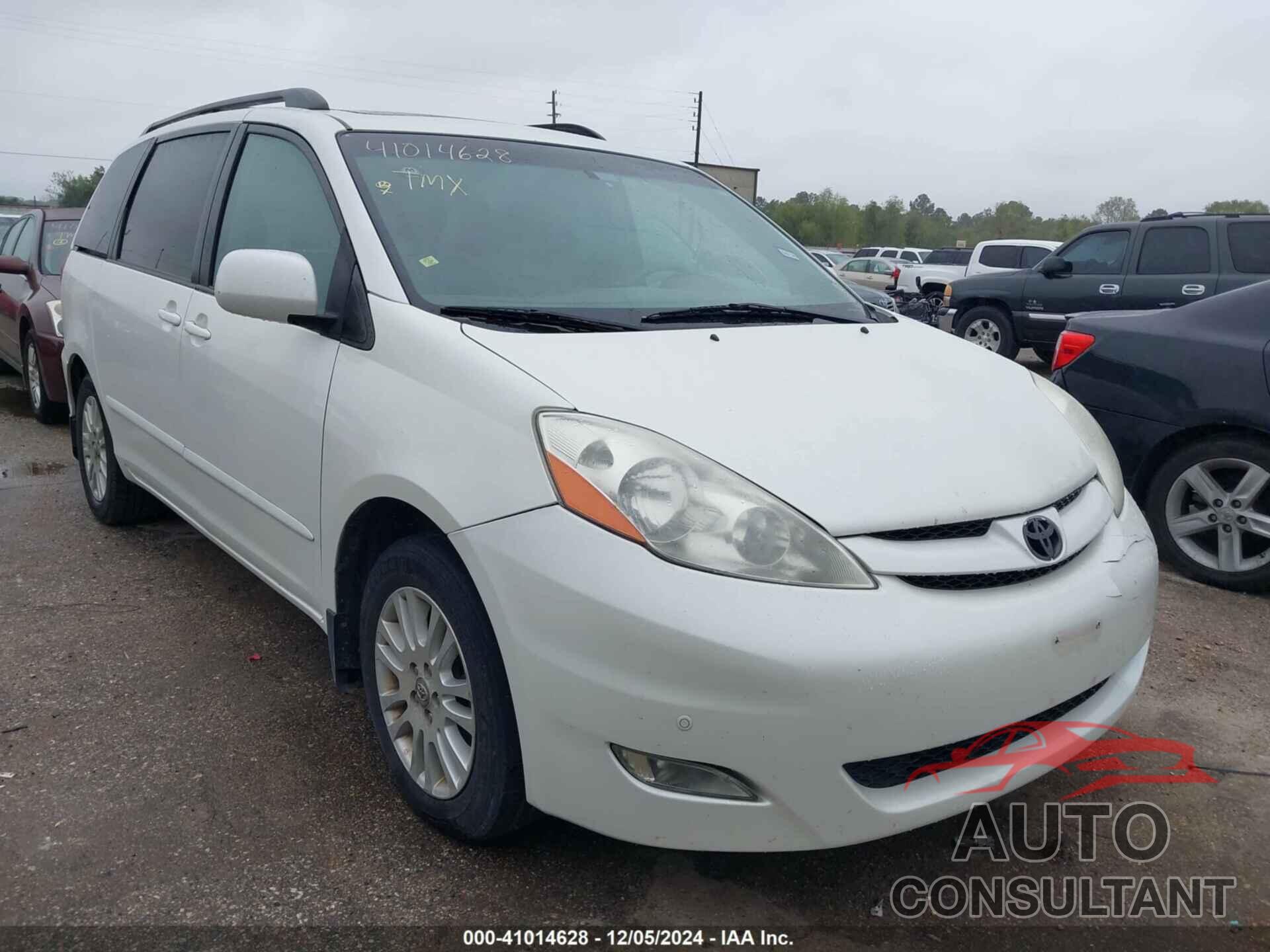 TOYOTA SIENNA 2010 - 5TDYK4CC8AS326962