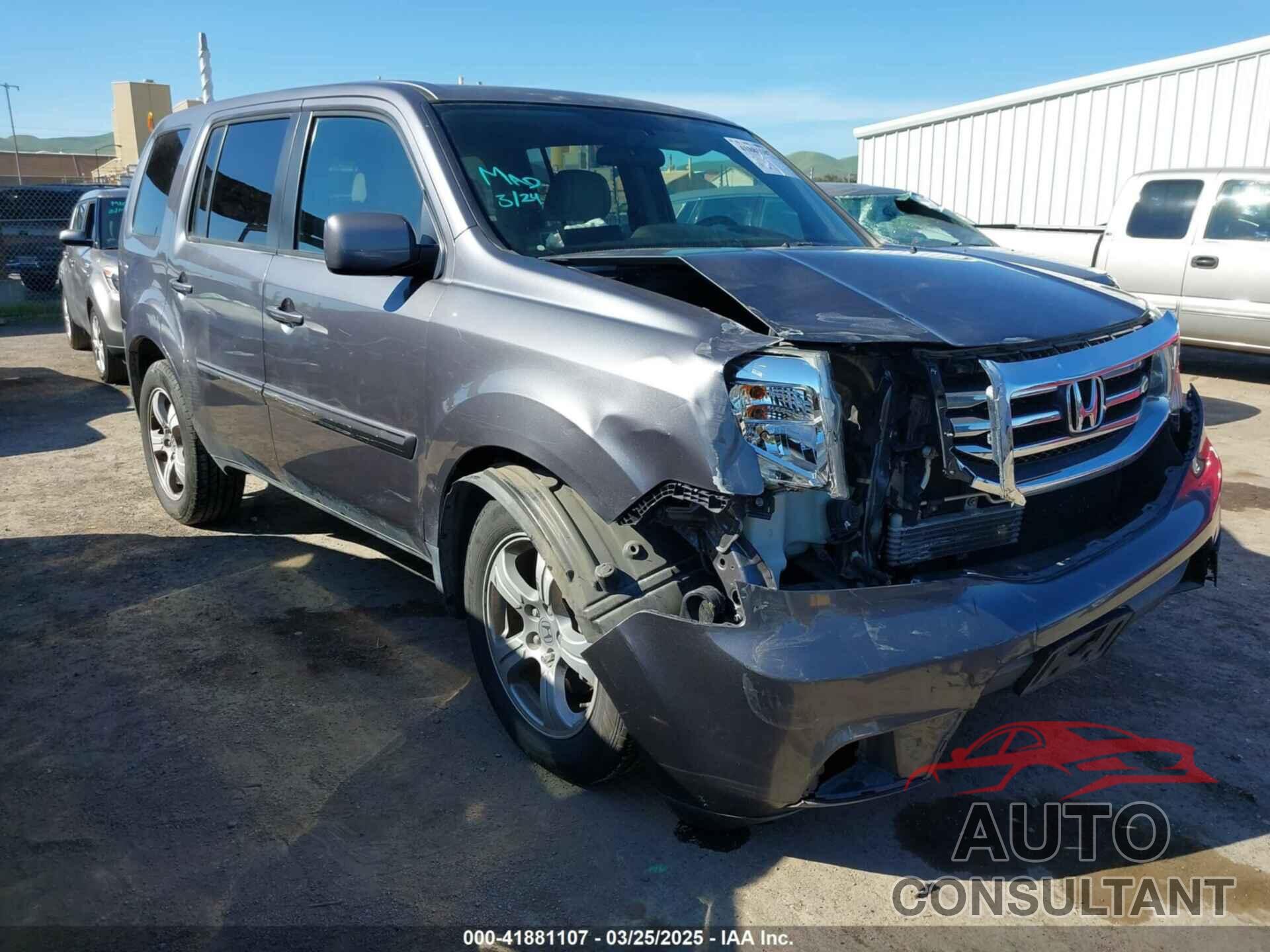 HONDA PILOT 2015 - 5FNYF4H41FB052263