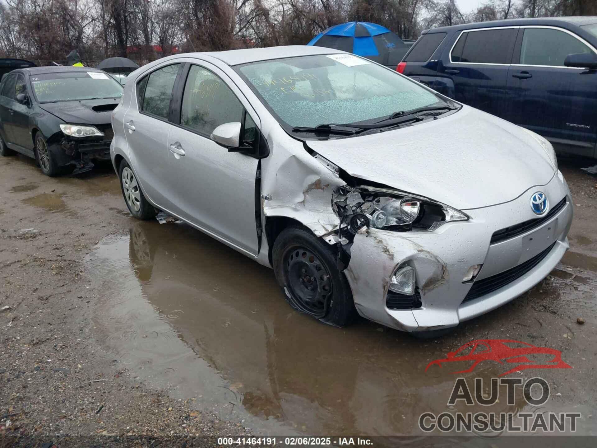 TOYOTA PRIUS C 2014 - JTDKDTB37E1568298