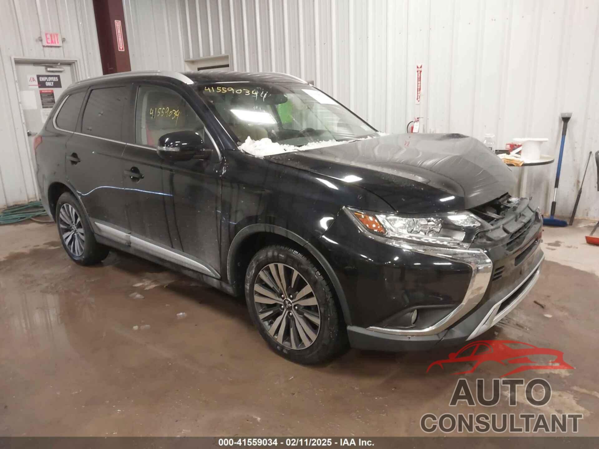 MITSUBISHI OUTLANDER 2019 - JA4AZ3A38KZ055227