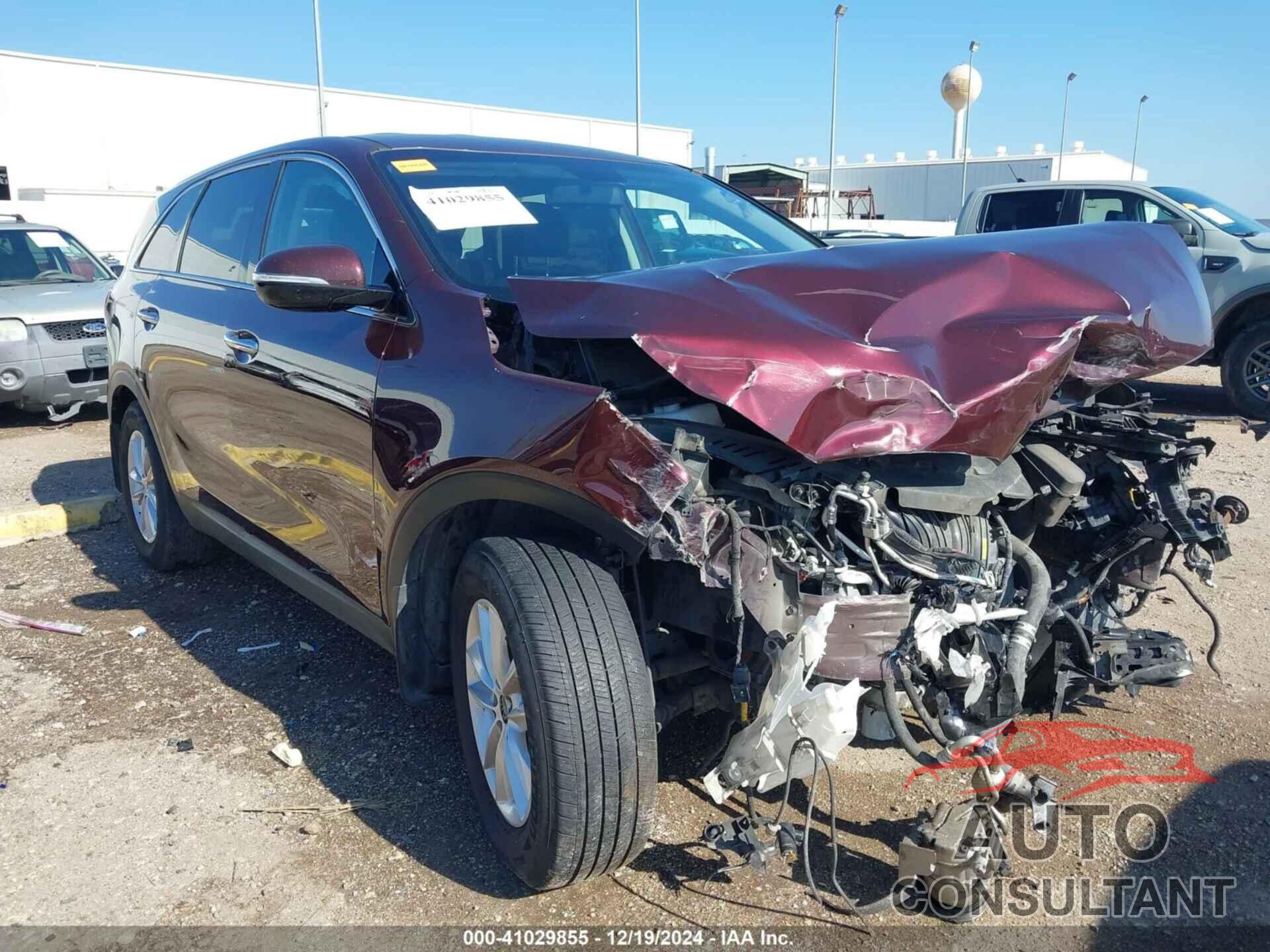 KIA SORENTO 2019 - 5XYPG4A34KG444988