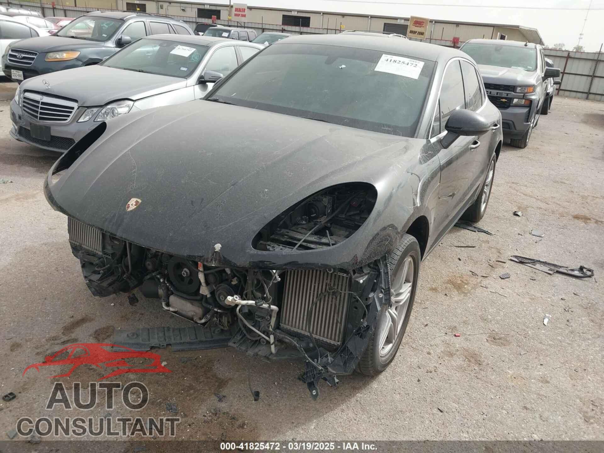 PORSCHE MACAN 2016 - WP1AB2A54GLB50060