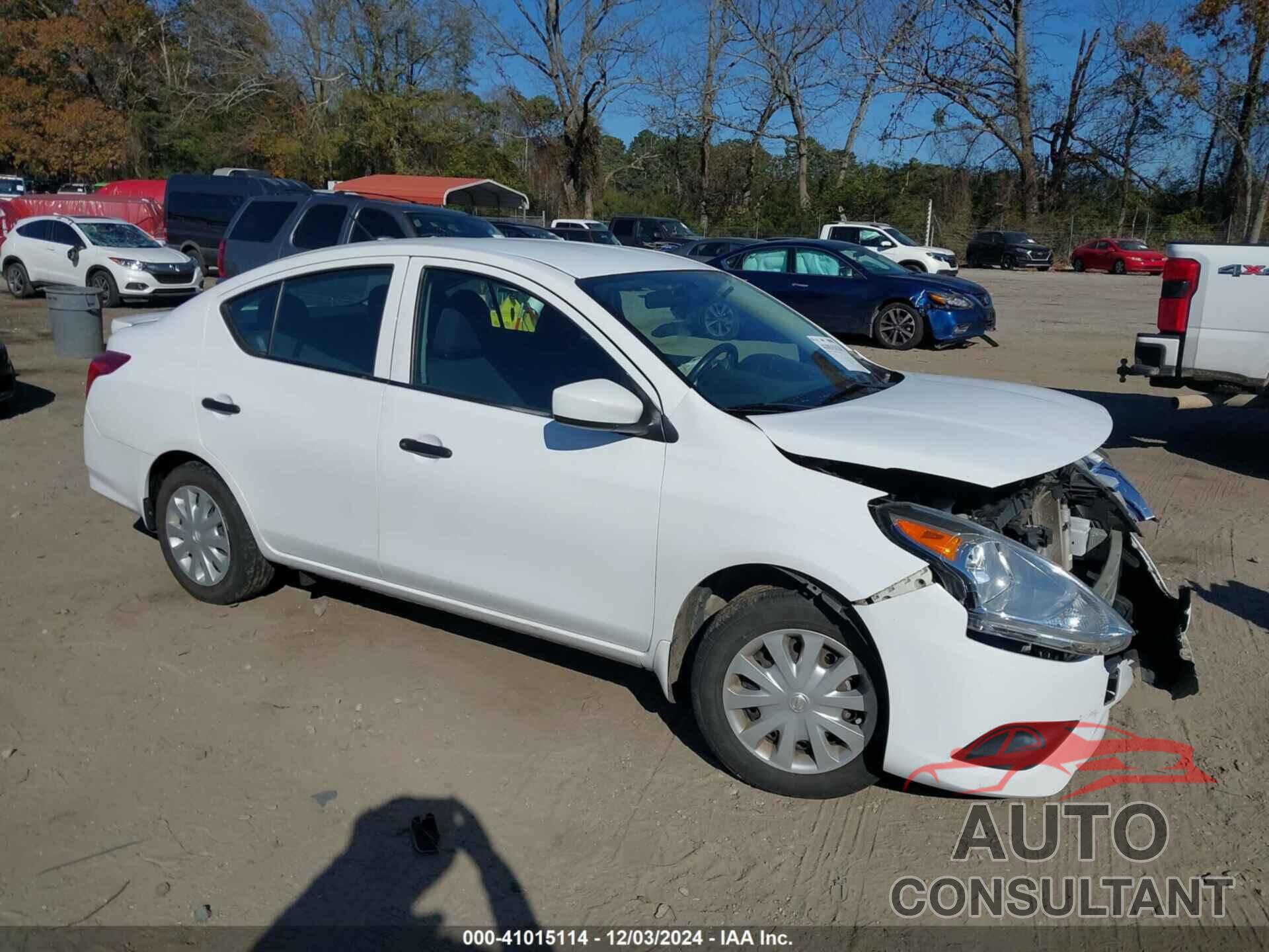 NISSAN VERSA 2019 - 3N1CN7AP8KL873300