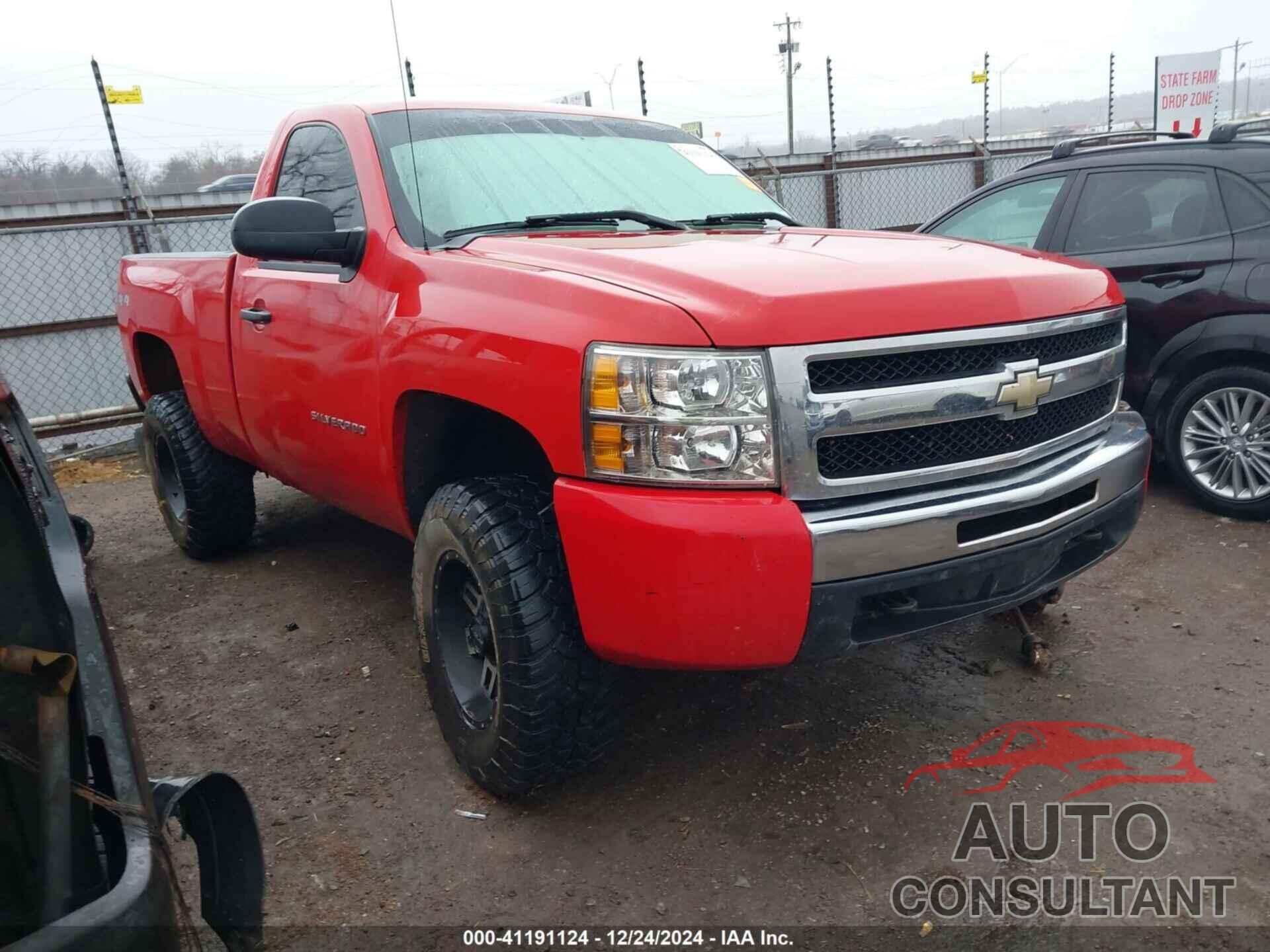 CHEVROLET SILVERADO 1500 2011 - 1GCNKPEA2BZ173091