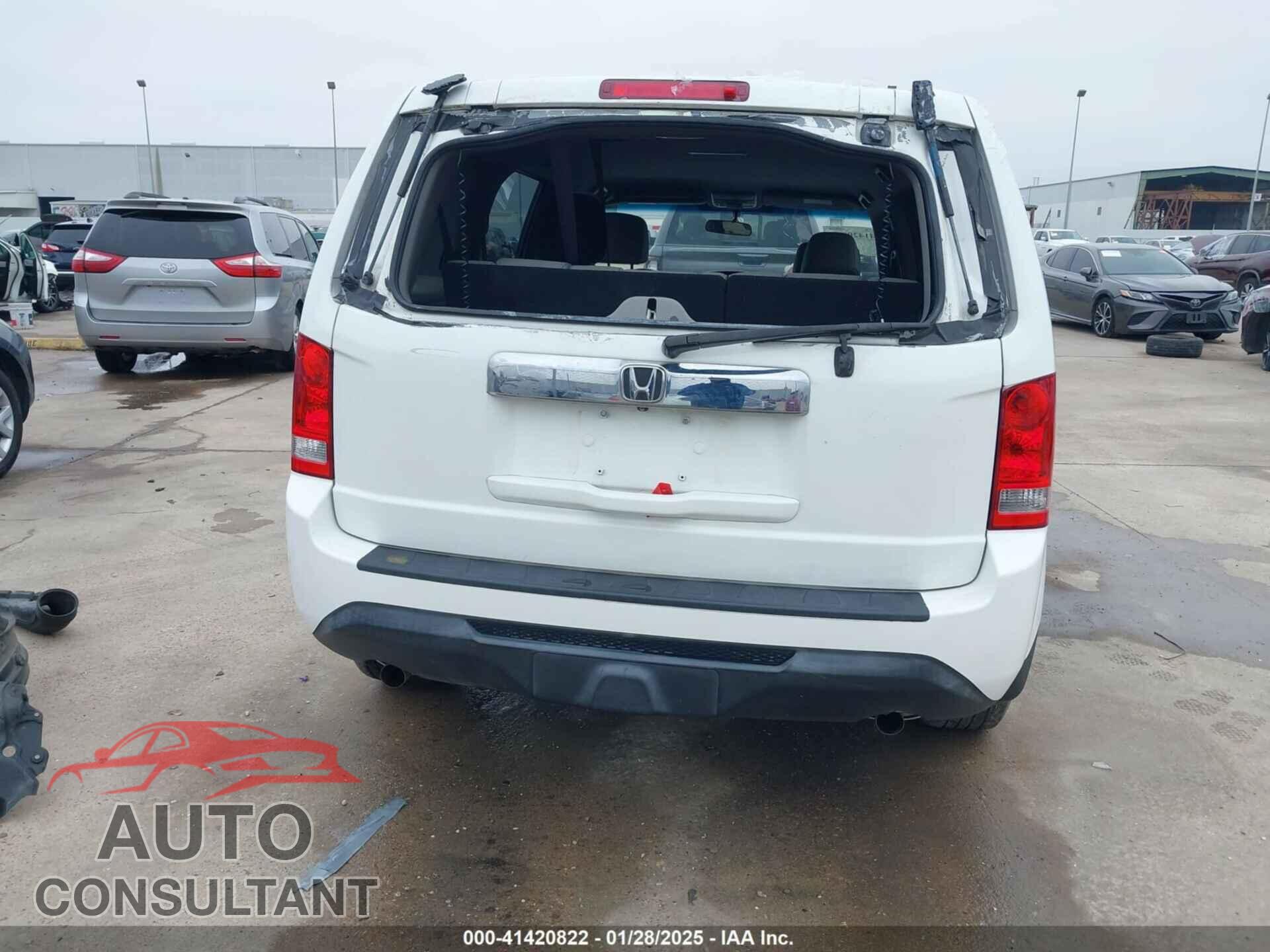 HONDA PILOT 2014 - 5FNYF3H22EB007209