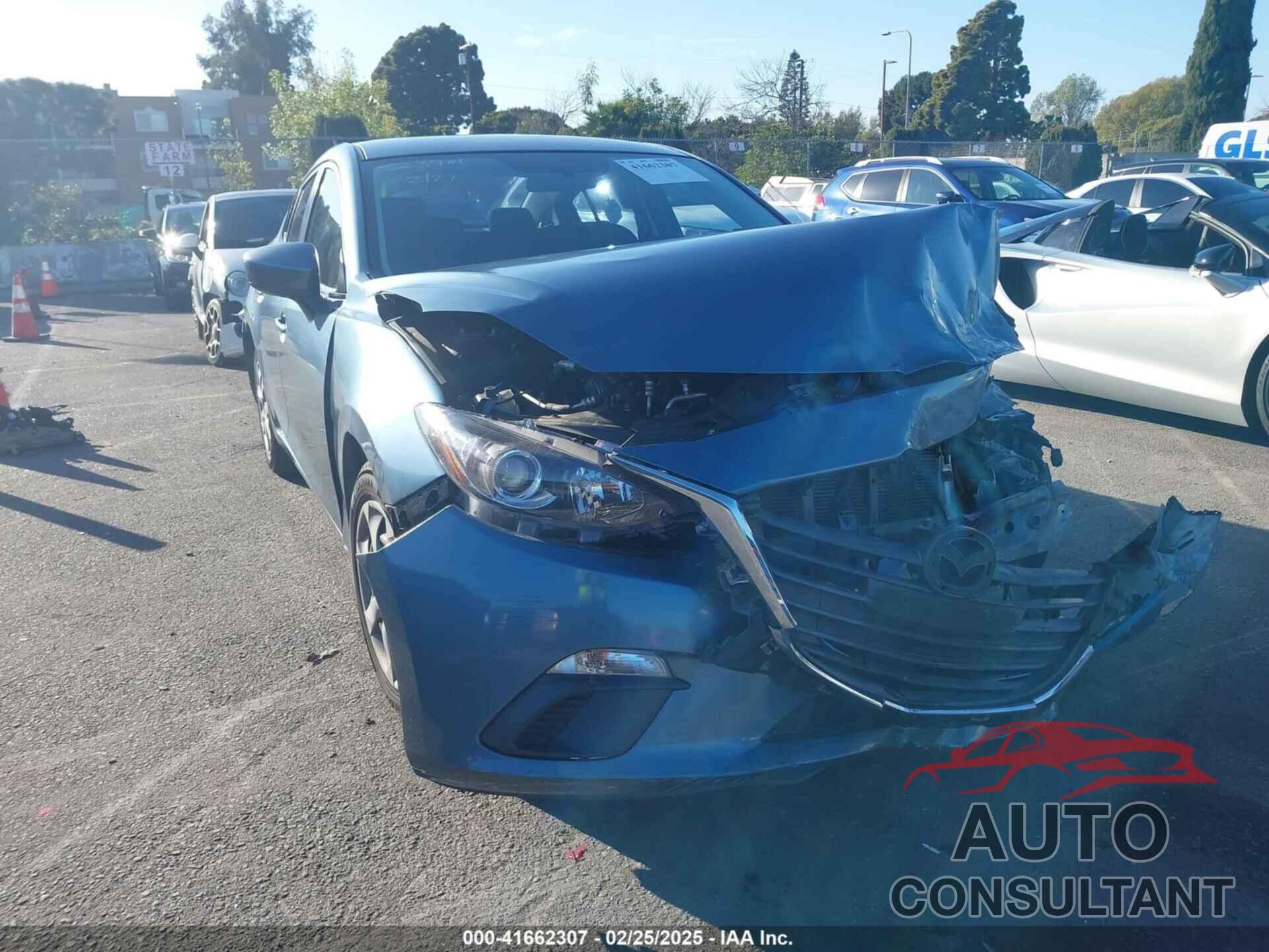 MAZDA MAZDA3 2015 - JM1BM1U76F1224368