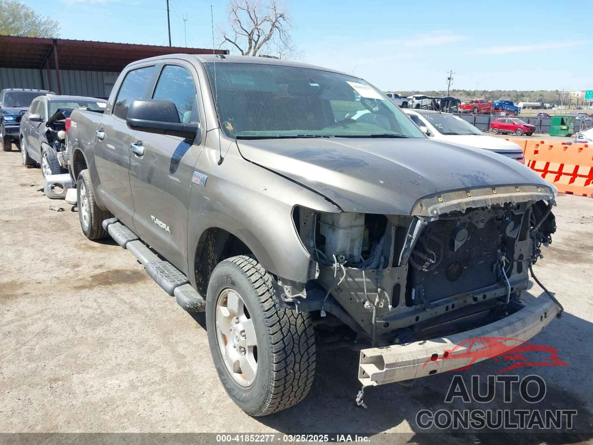 TOYOTA TUNDRA 2013 - 5TFDW5F11DX298858