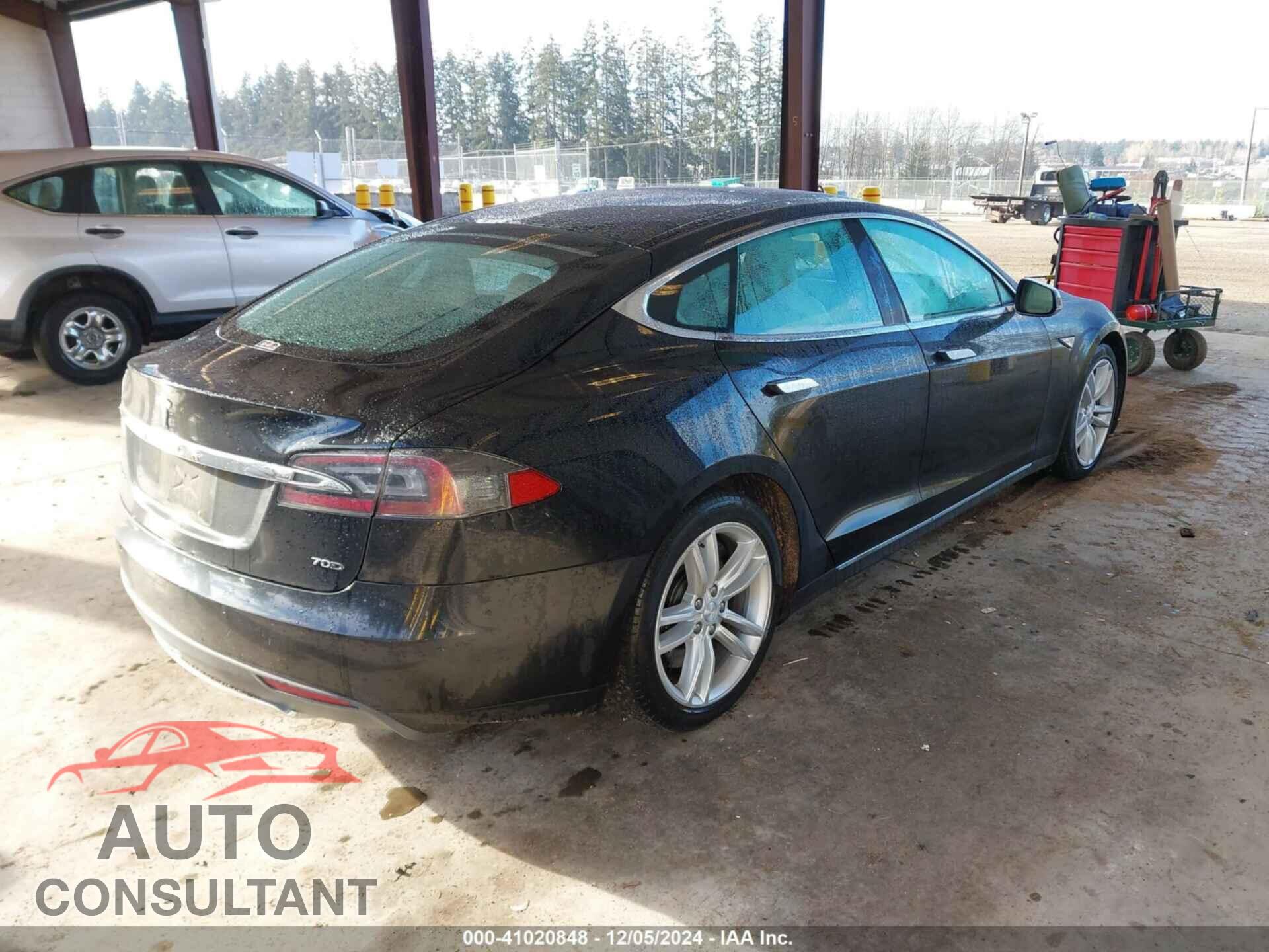 TESLA MODEL S 2015 - 5YJSA1S22FF098646