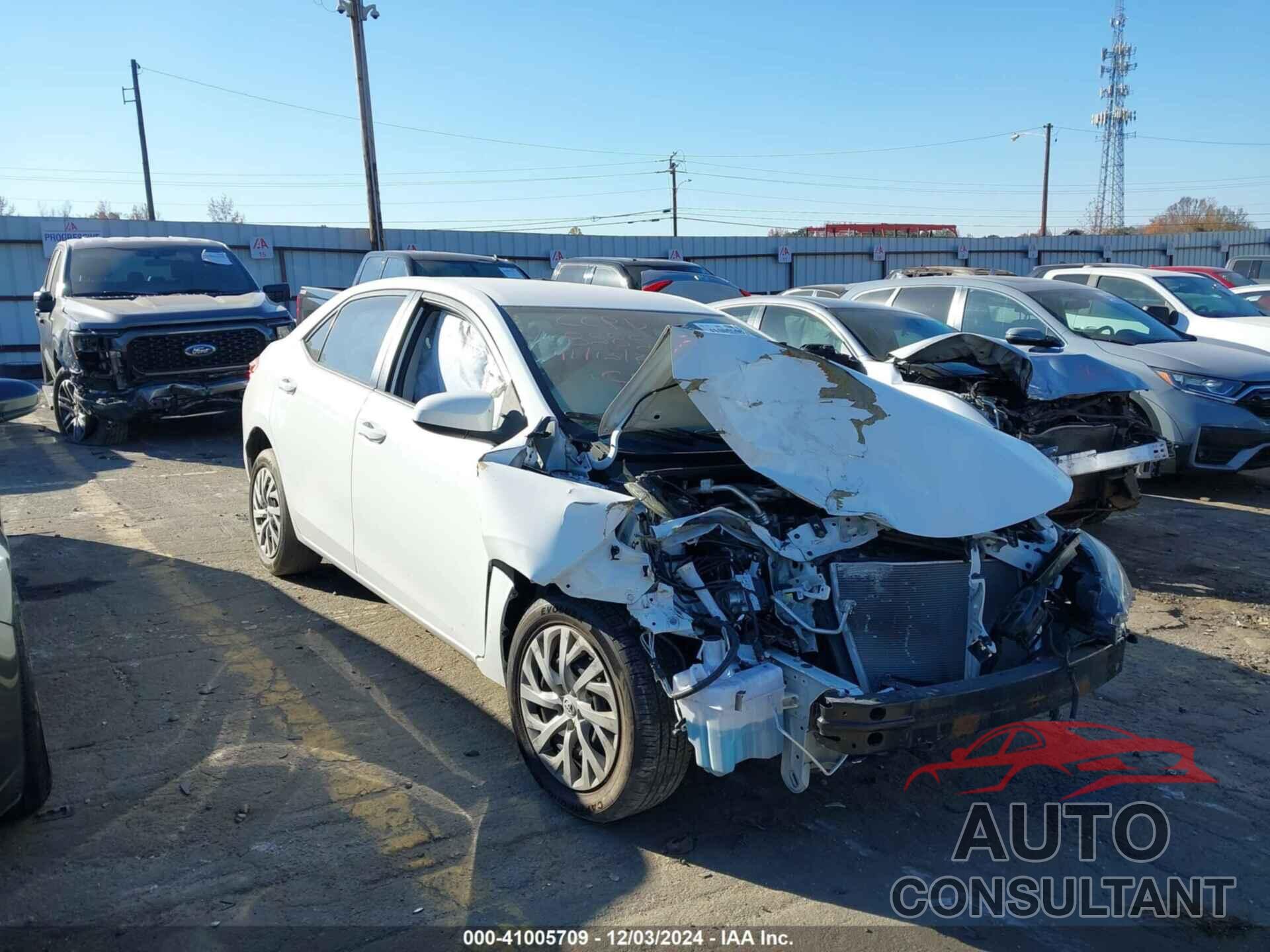 TOYOTA COROLLA 2017 - 5YFBURHE7HP618385