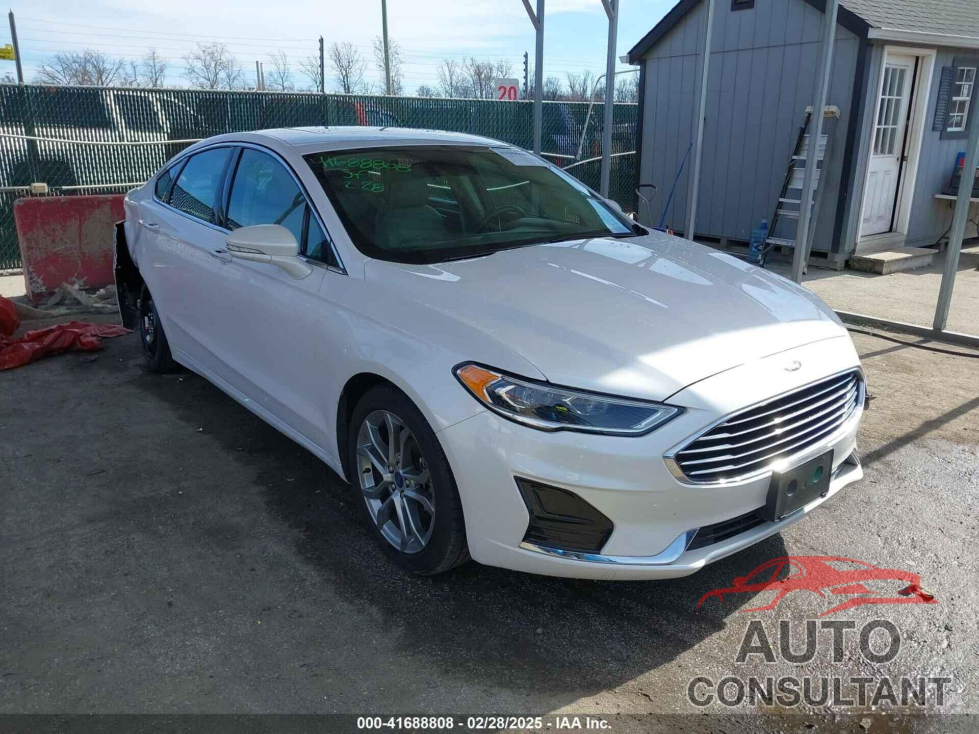 FORD FUSION 2019 - 3FA6P0CD2KR194818
