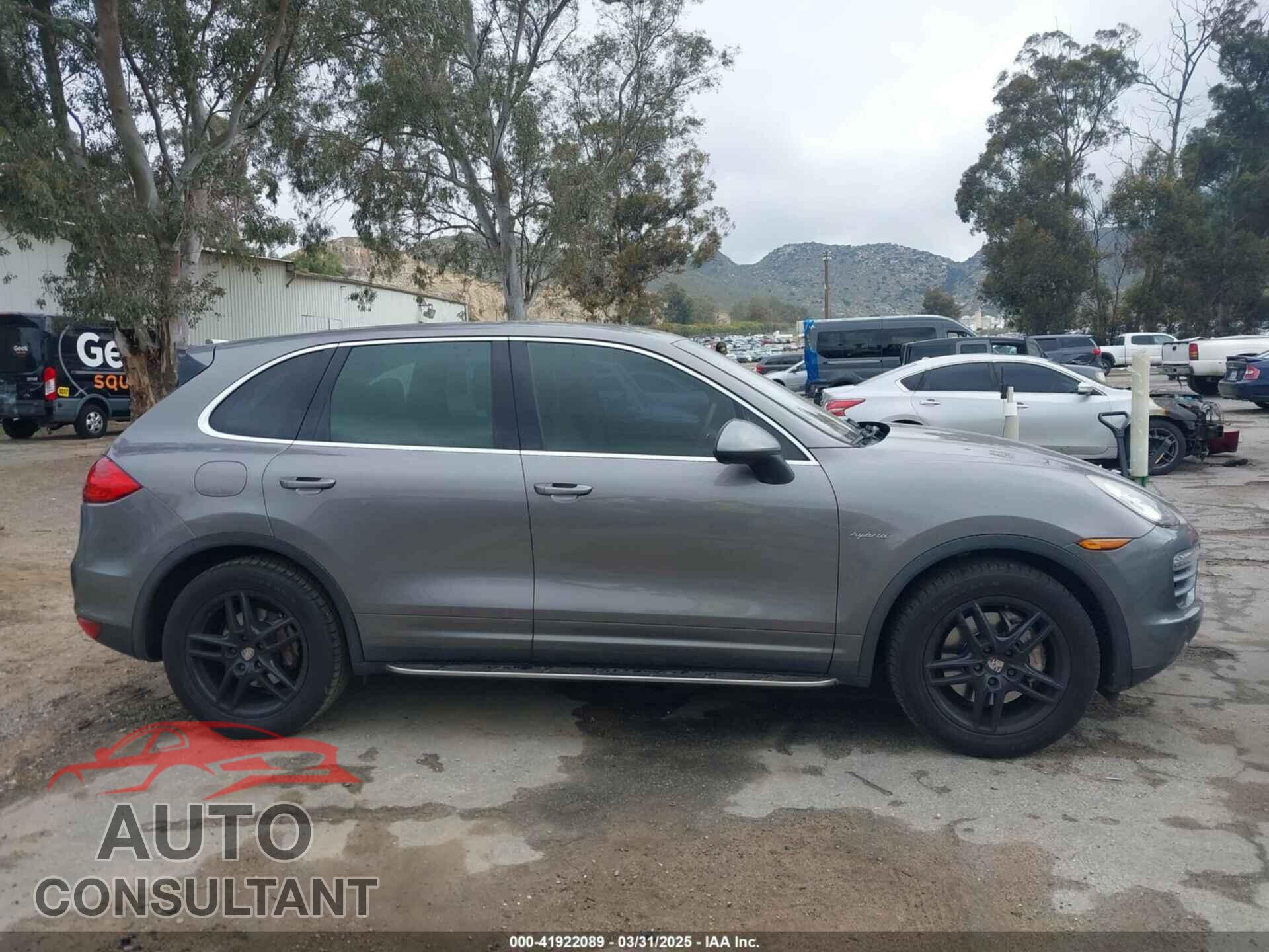 PORSCHE CAYENNE HYBRID 2012 - WP1AE2A25CLA90636