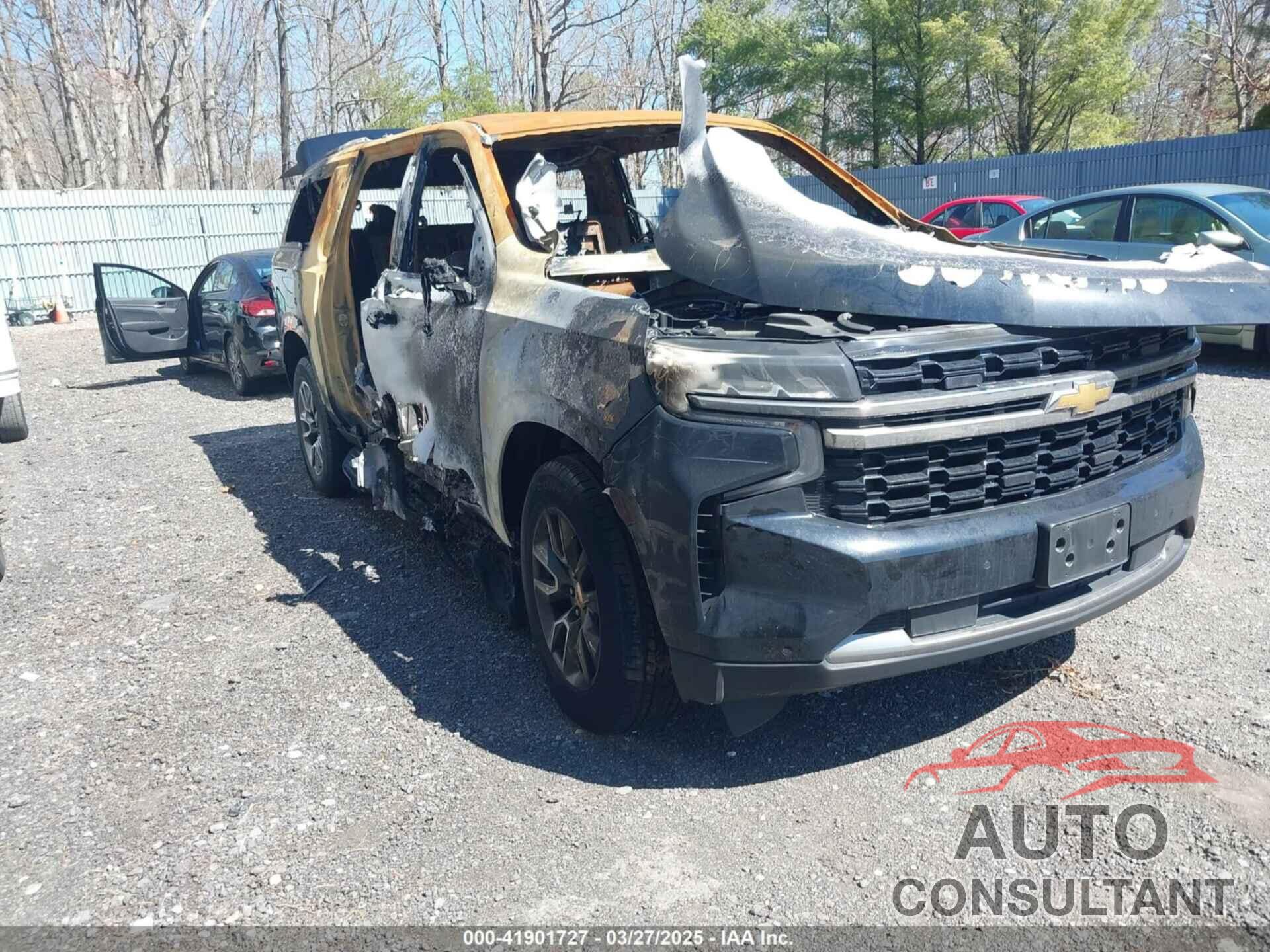 CHEVROLET SUBURBAN 2022 - 1GNSKAKD1NR139735