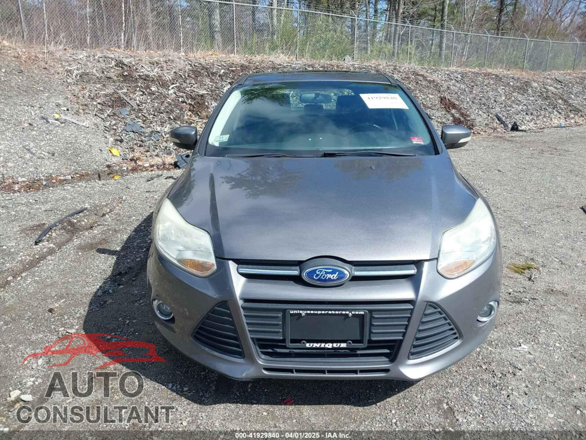 FORD FOCUS 2014 - 1FADP3K22EL314452