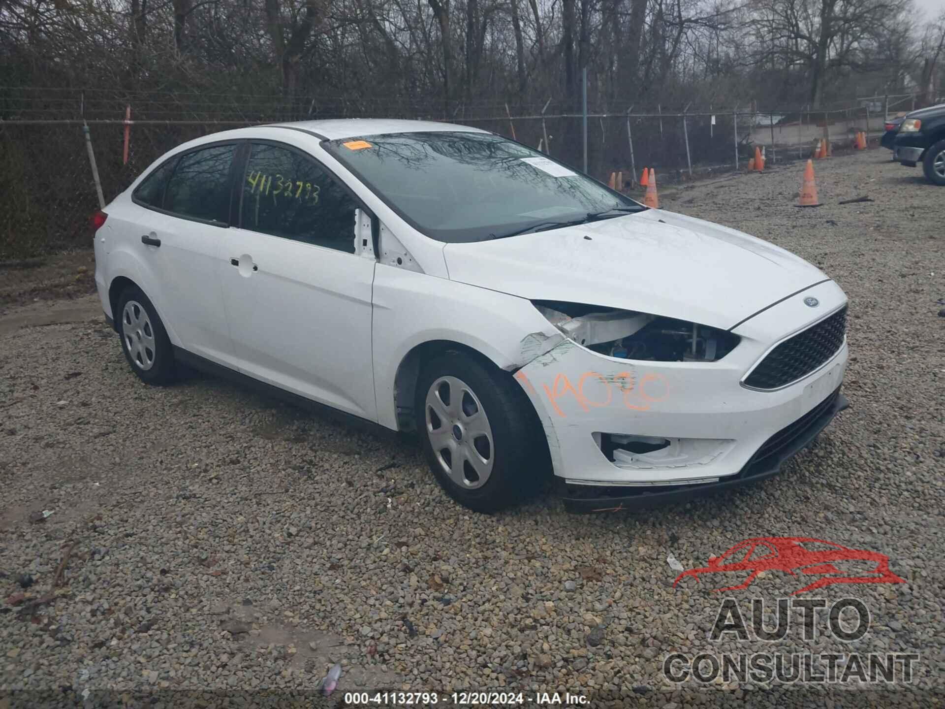 FORD FOCUS 2015 - 1FADP3E23FL276632