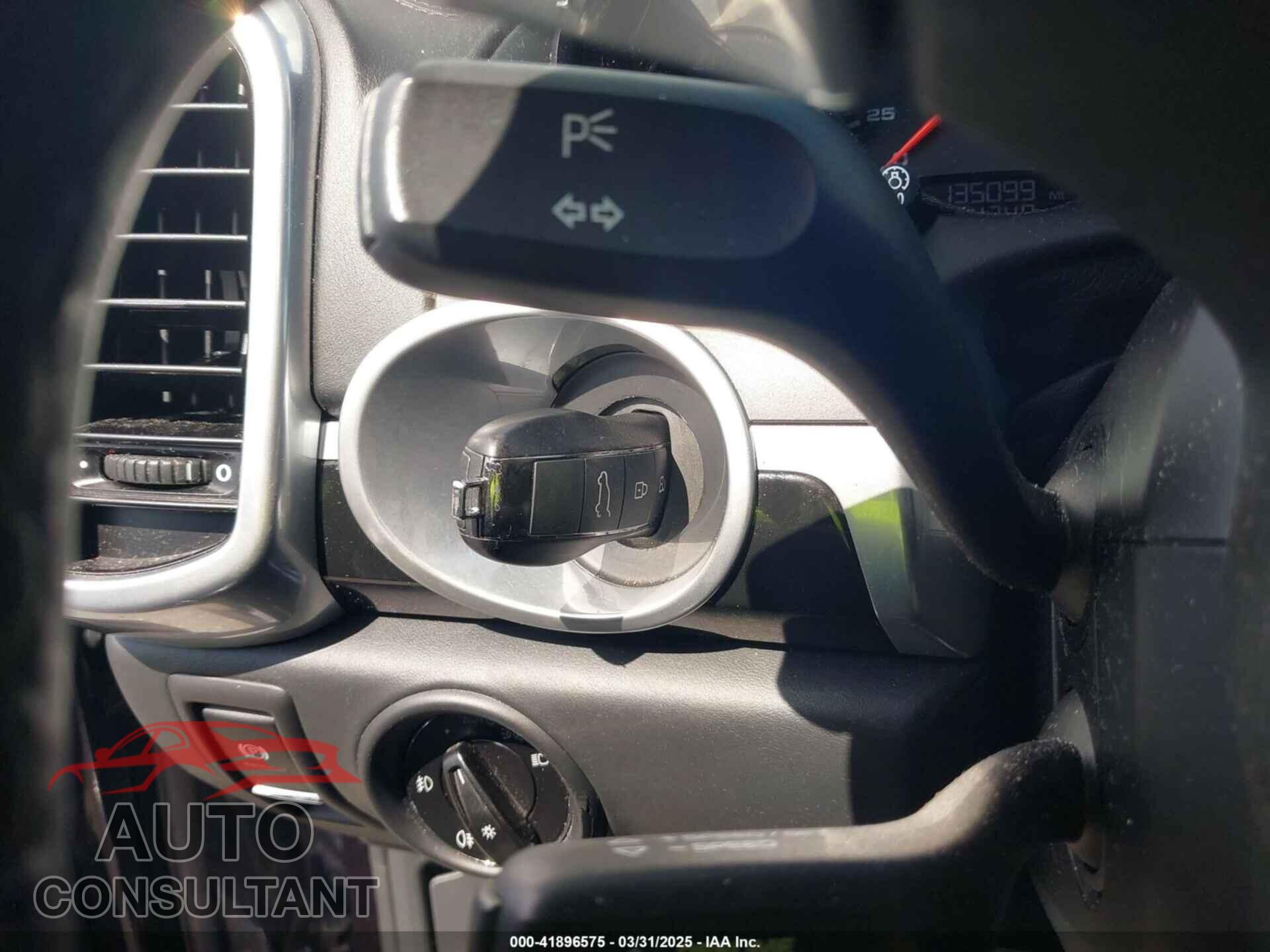 PORSCHE CAYENNE 2011 - WP1AB2A22BLA48979