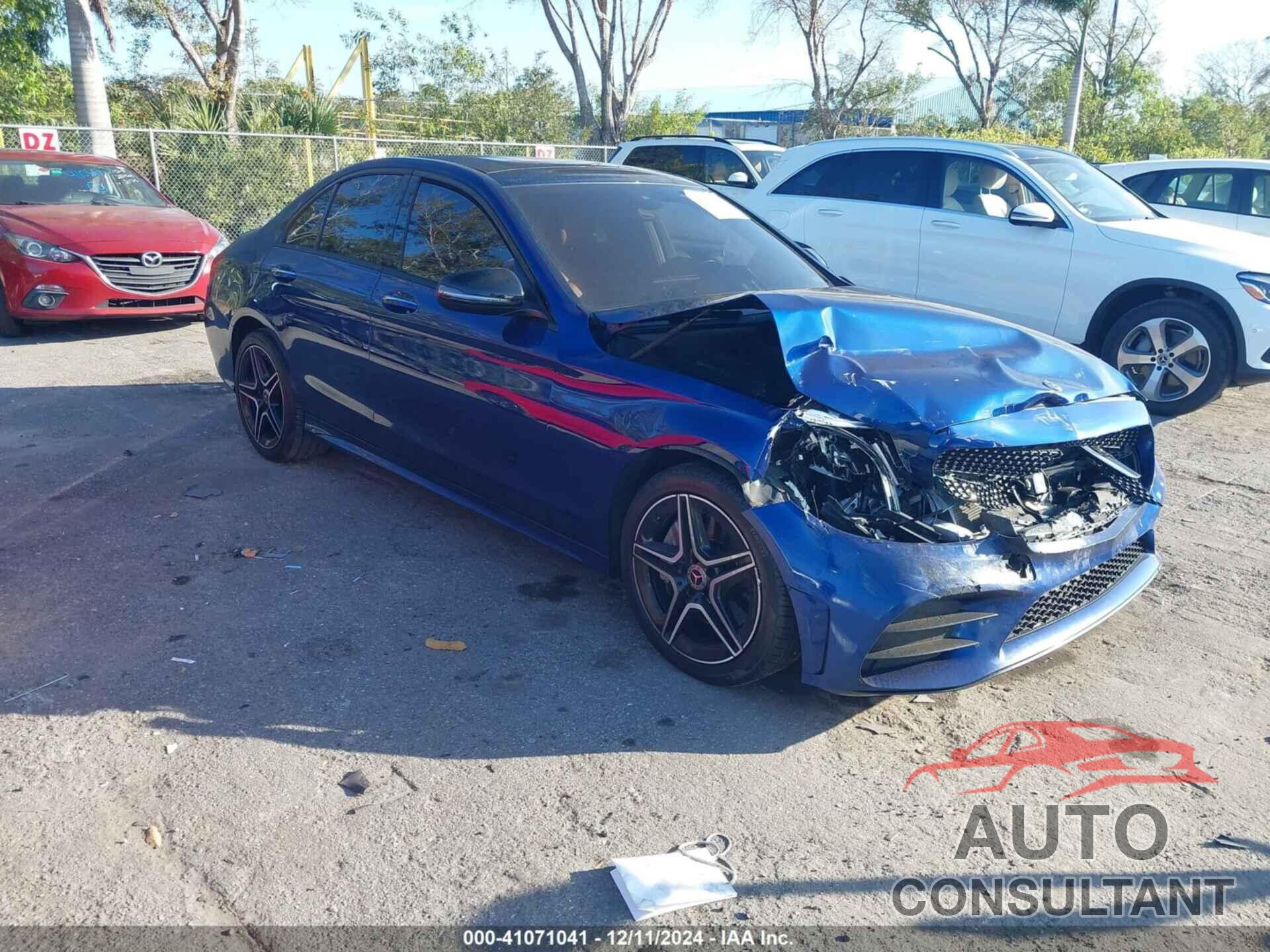 MERCEDES-BENZ C 300 2019 - 55SWF8EB5KU292068