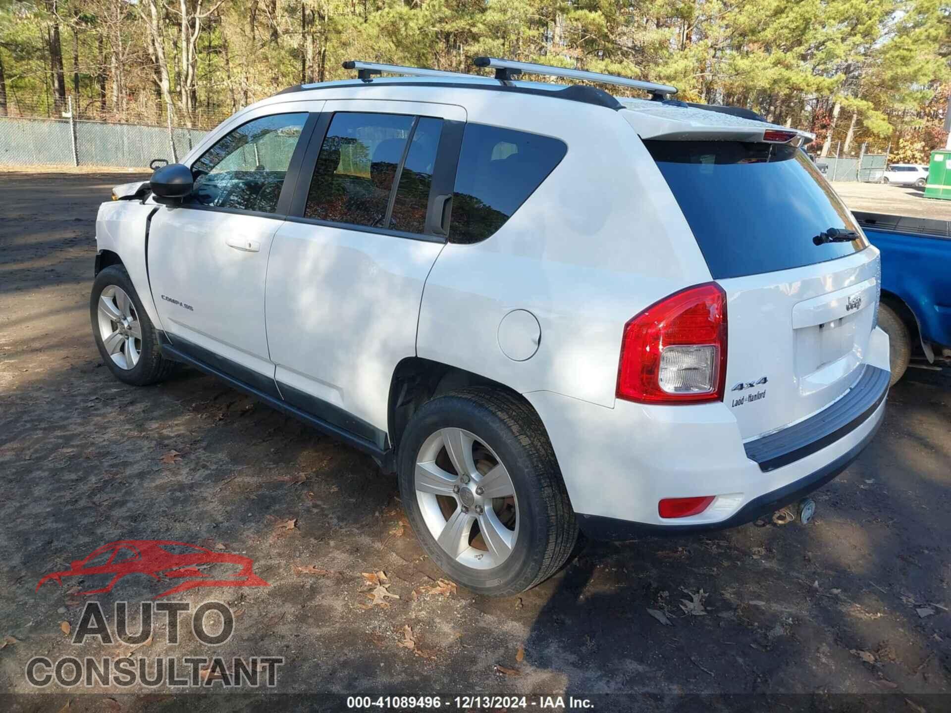 JEEP COMPASS 2011 - 1J4NF1FB3BD266573